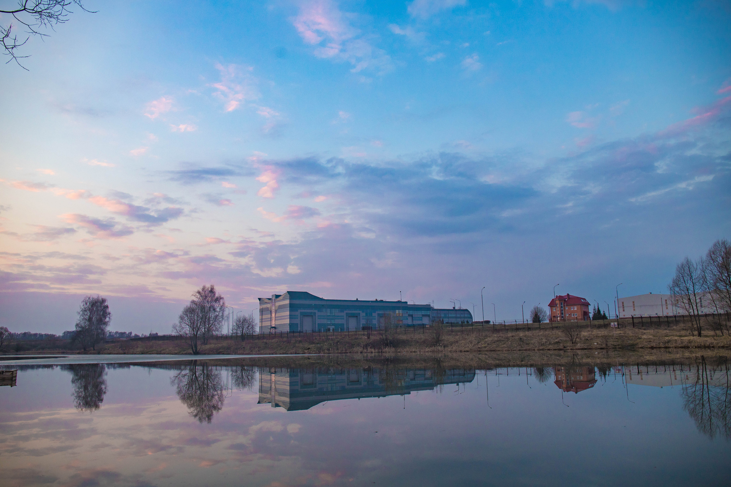 Малиновый закат. Фотограф — художник в Москве Васильева Юлия