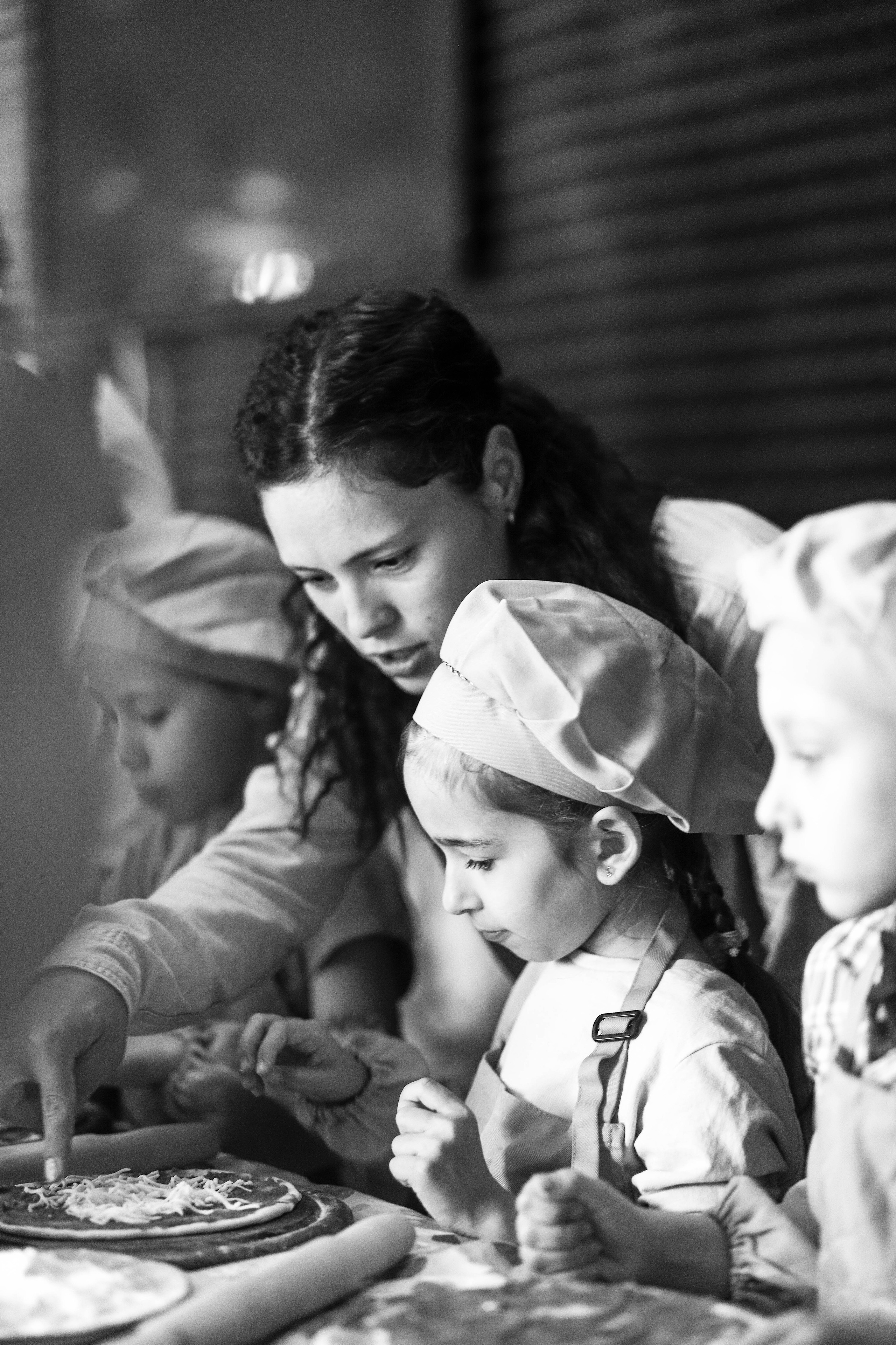 Мастер-класс по приготовлению пиццы. Фотограф — художник в Москве Васильева Юлия