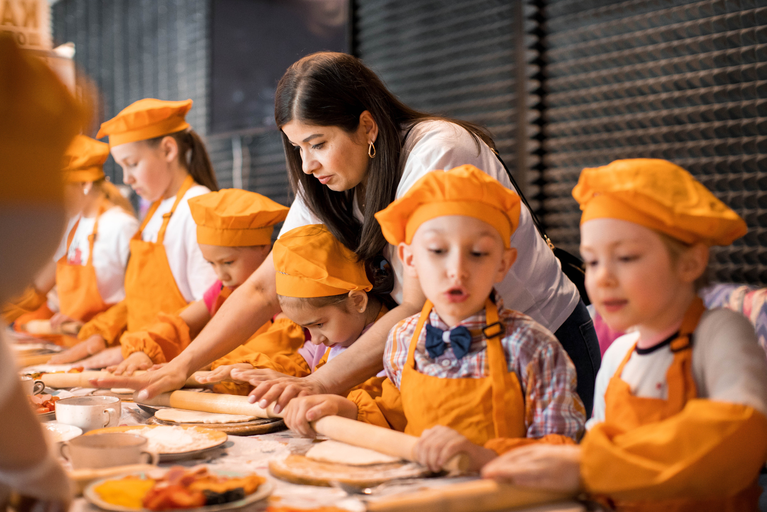 Мастер-класс по приготовлению пиццы. Фотограф — художник в Москве Васильева Юлия
