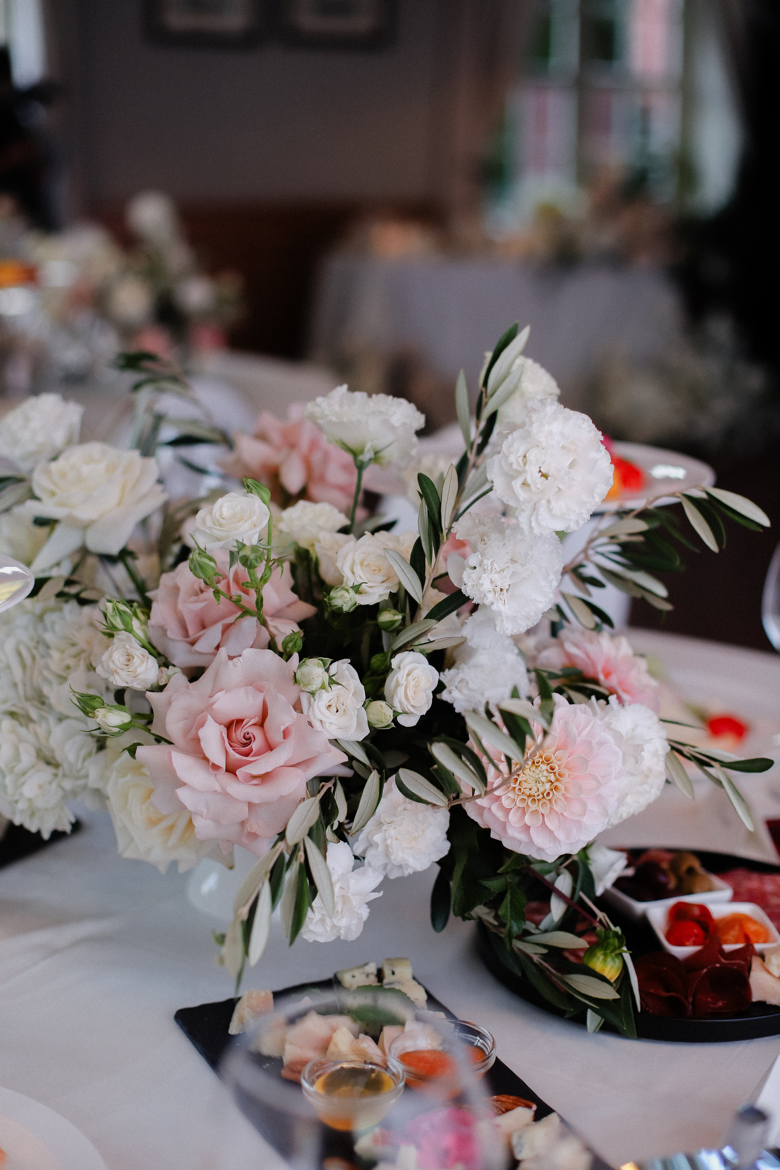 Илья и Анастасия. Фотограф в Алматы и Москве Даша Пушкина