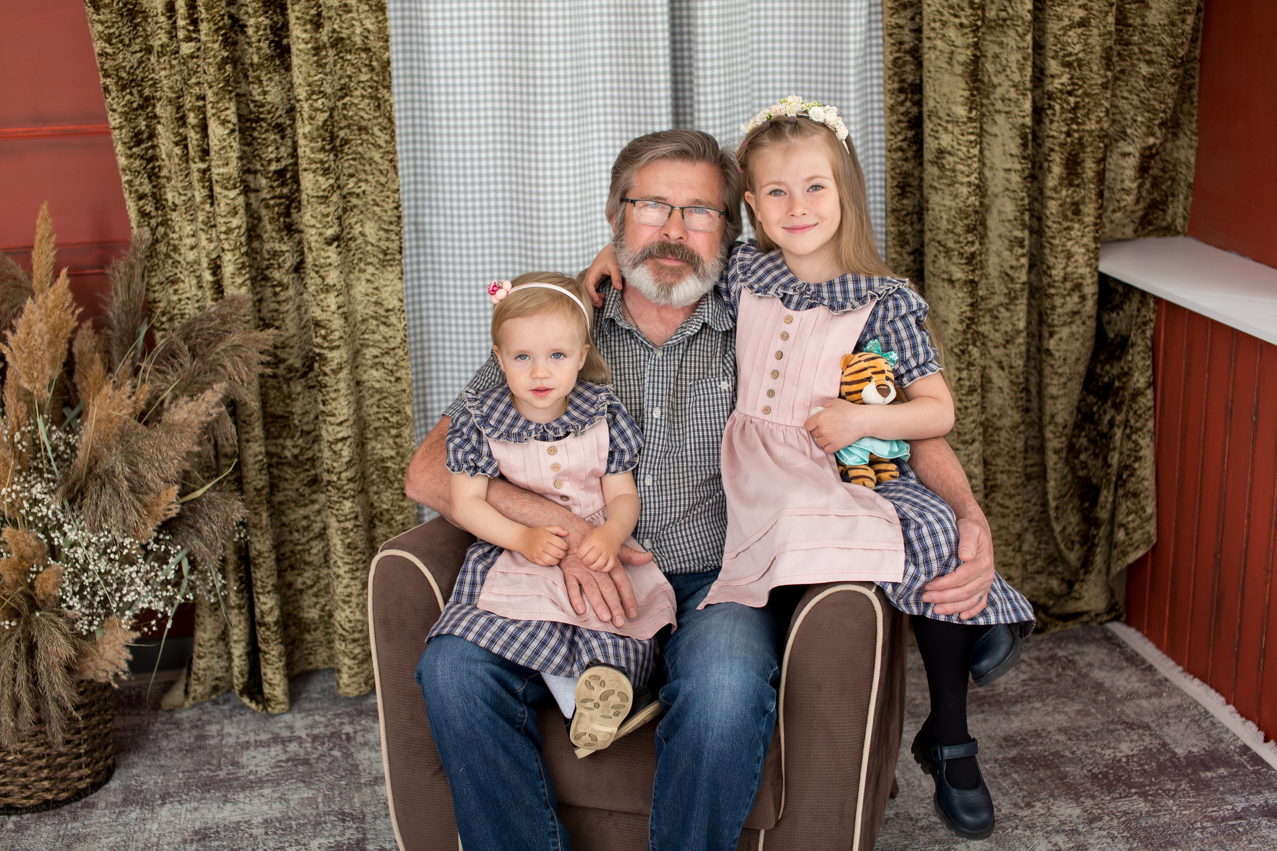 Семейная фотосессия. Фотограф в Оренбурге. Профессиональный фотограф