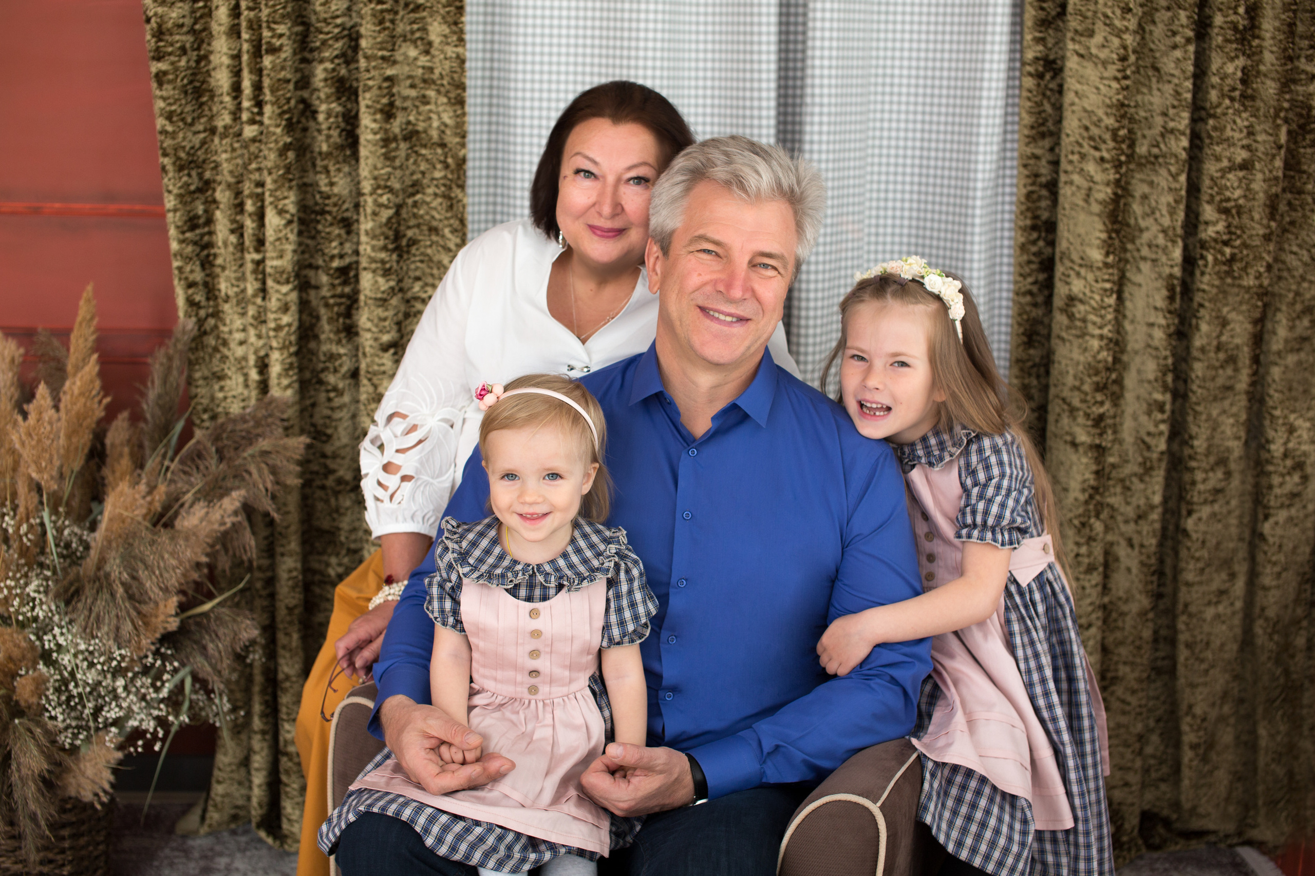 Семейная фотосессия. Фотограф в Оренбурге. Профессиональный фотограф