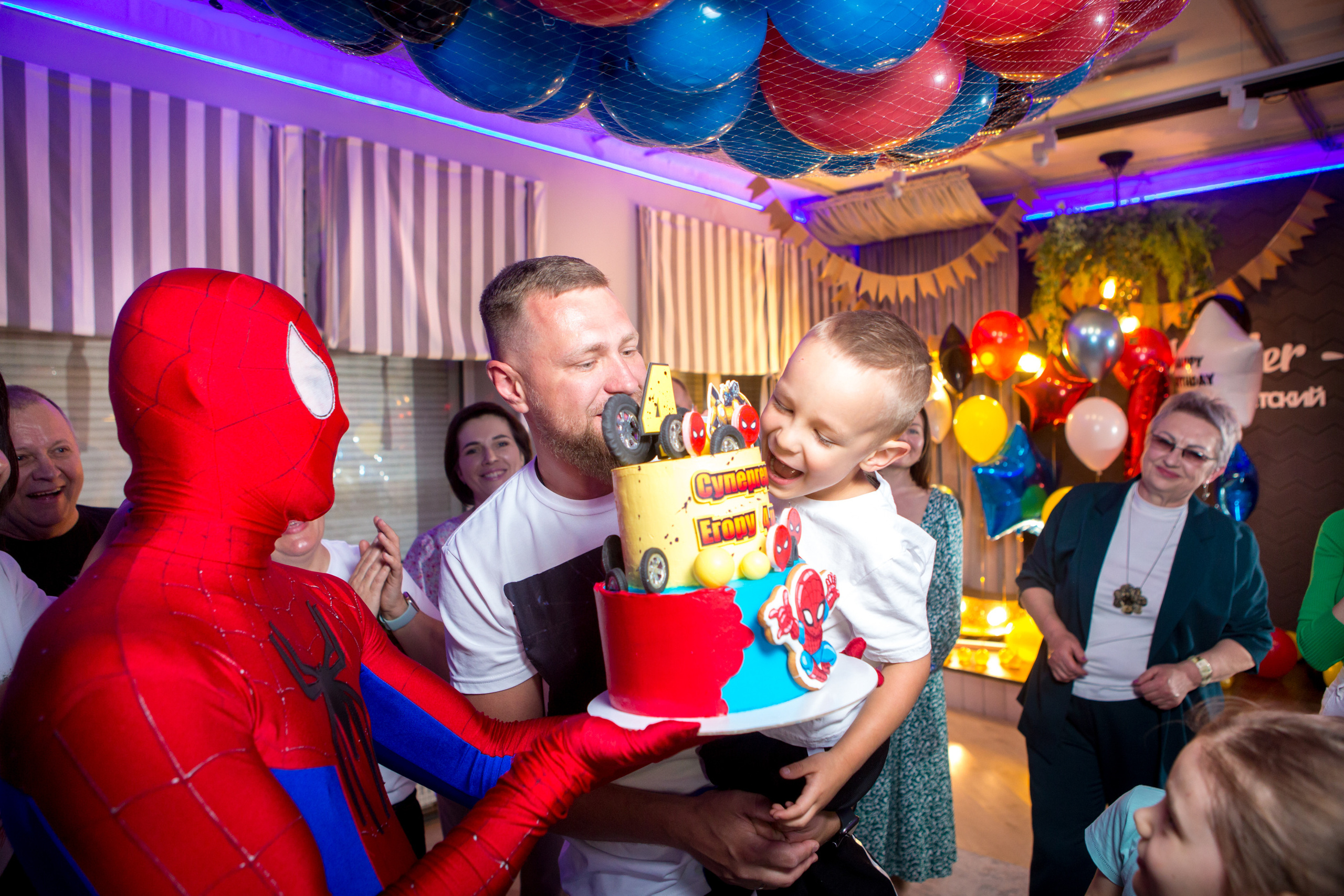 День Рождения Егора. Фотограф в Оренбурге. Профессиональный фотограф