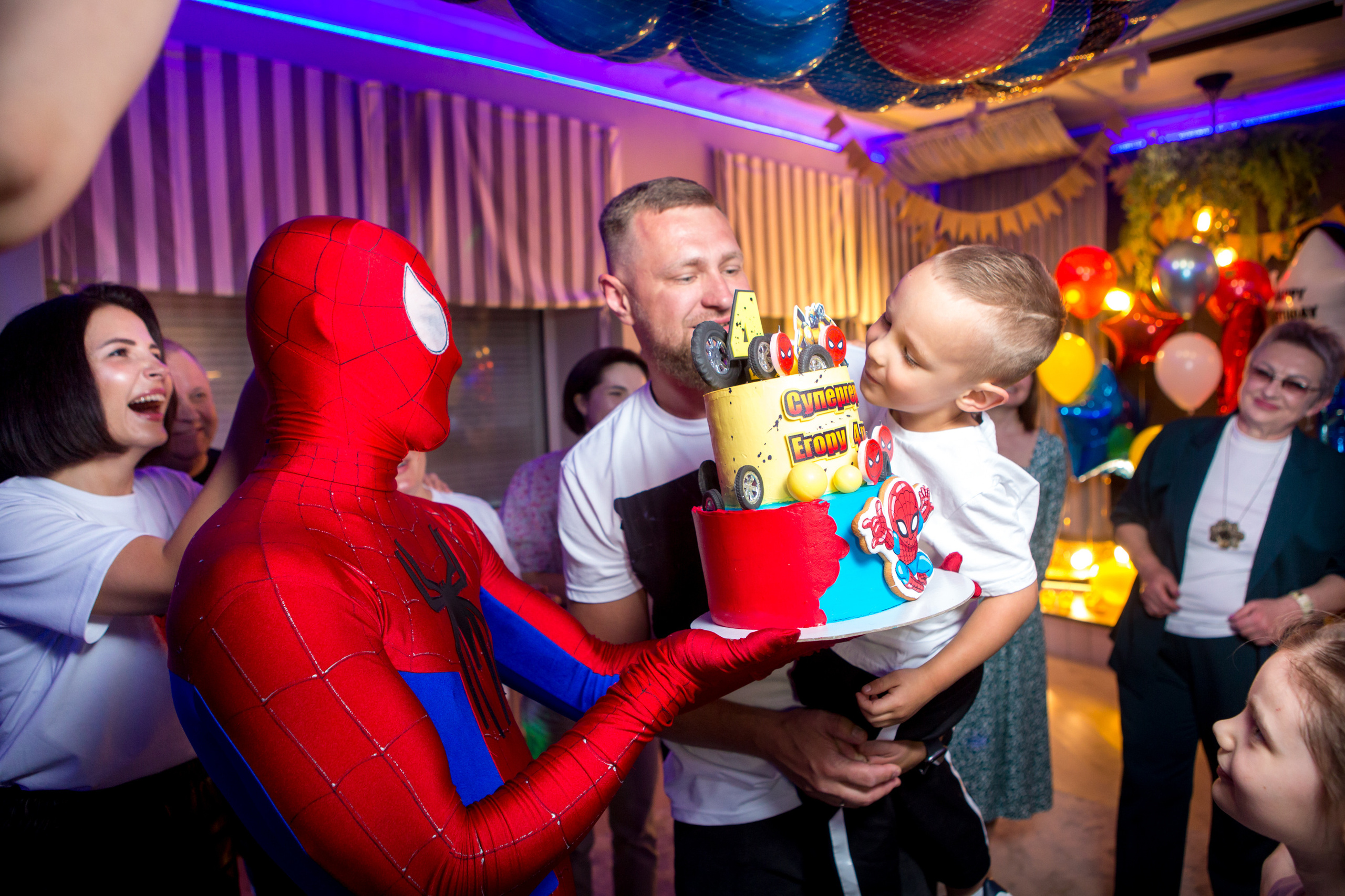 День Рождения Егора. Фотограф в Оренбурге. Профессиональный фотограф