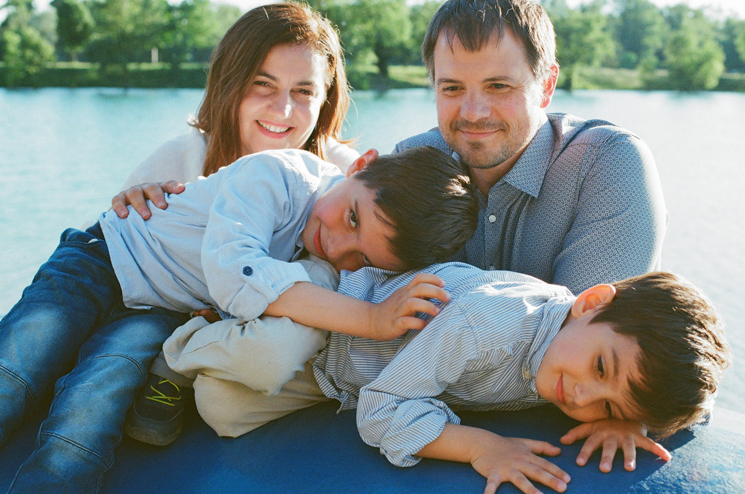 Family. Film photographer in Los Angeles Anastasiya Pankova