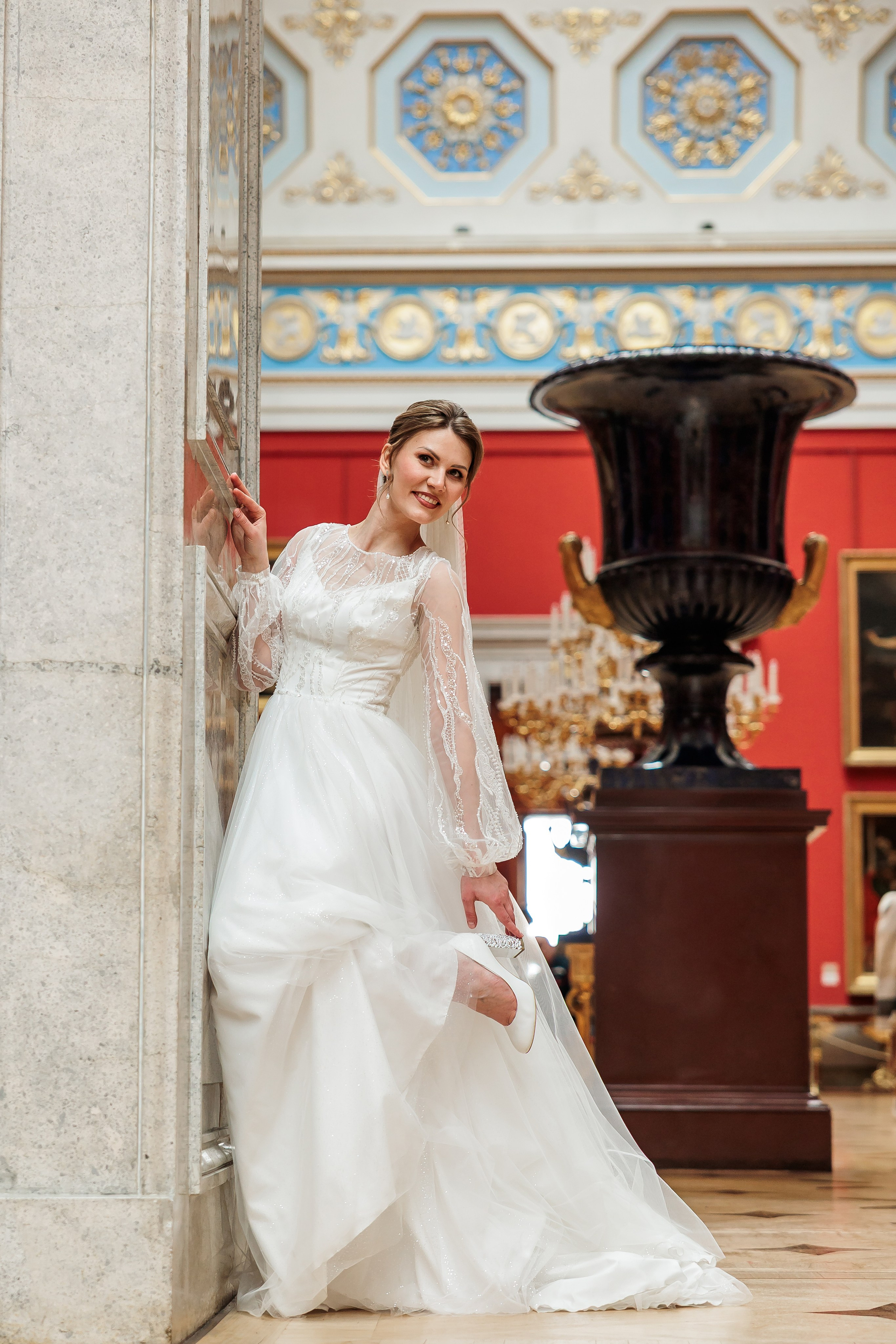 Свадебная фотосессия в Эрмитаже — заказать в Спб