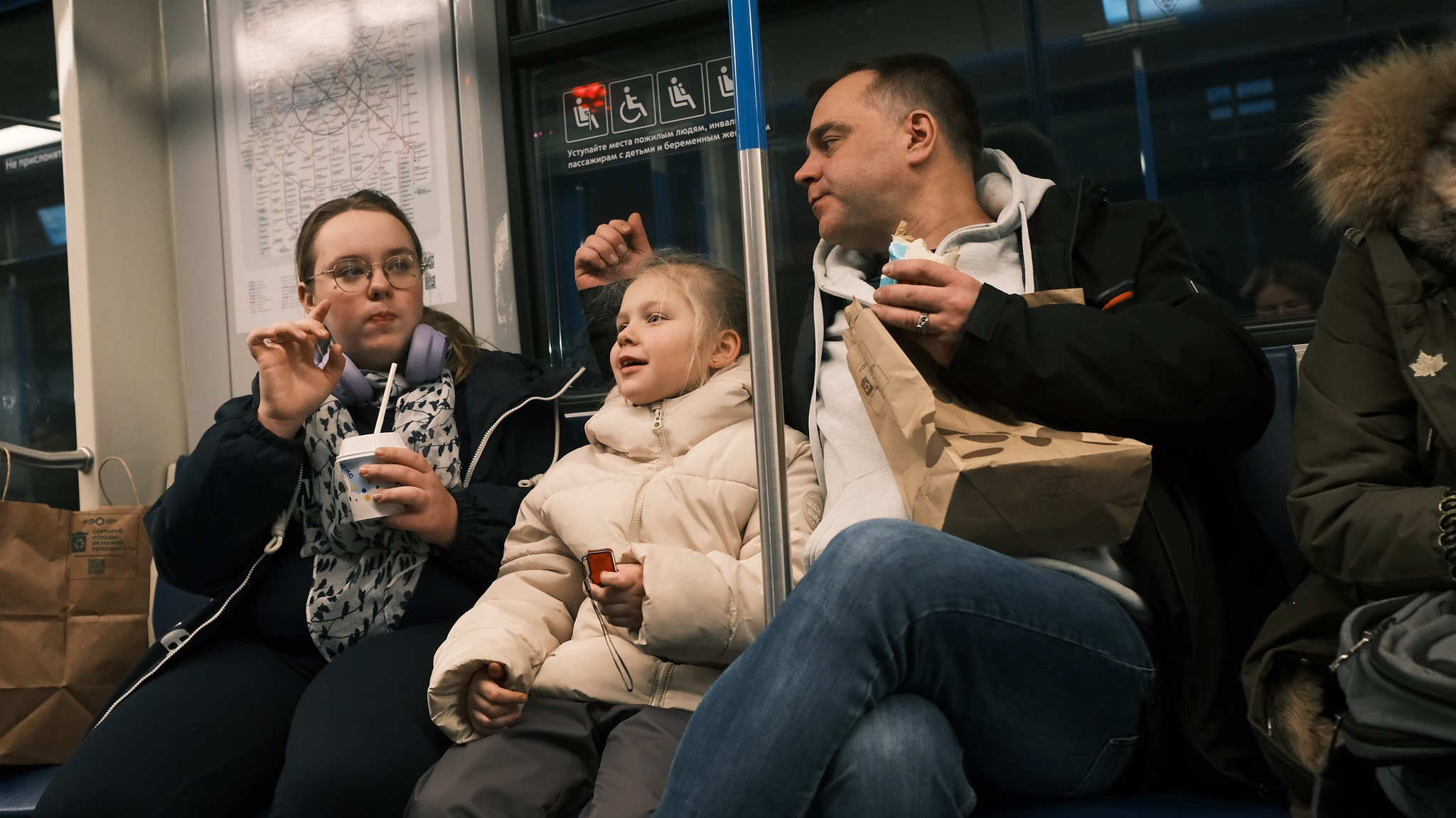 Москва без снега. Фотографъ Сергѣевъ. Поймать мгновеніе