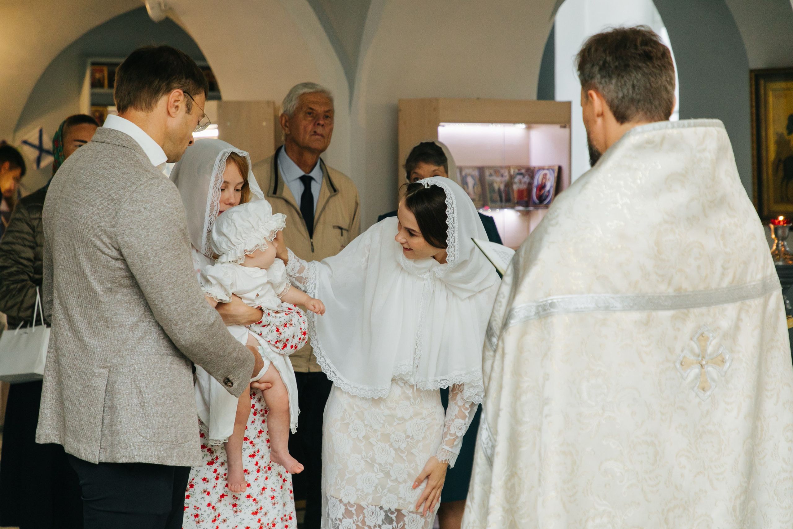 Крещение церковь Трех Святителей СПб. Фотограф на крещение в Санкт Петербурге