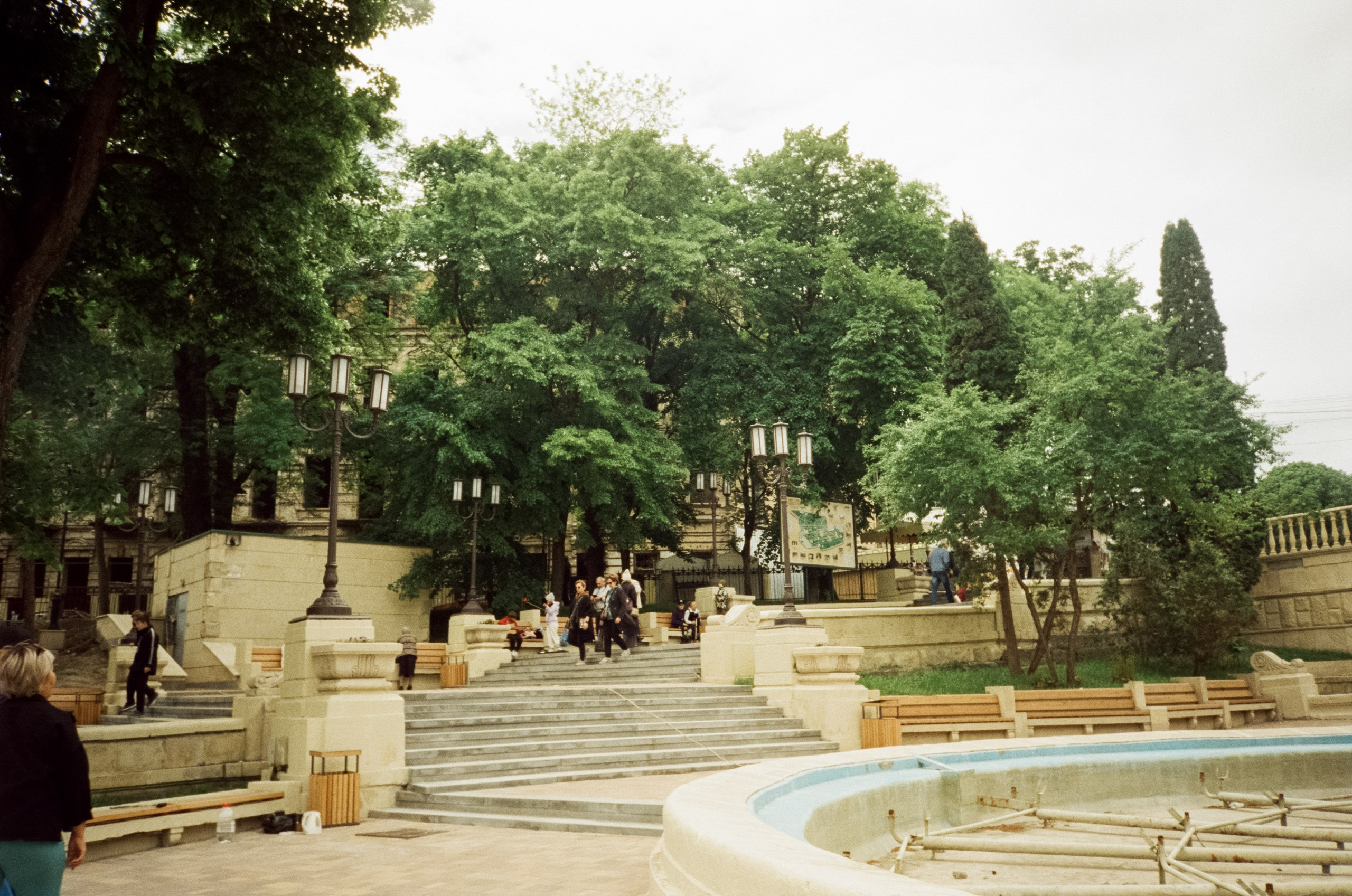 Прогулка в Курортном парке. Ессентуки. Фотограф-документалист Мария Осокина