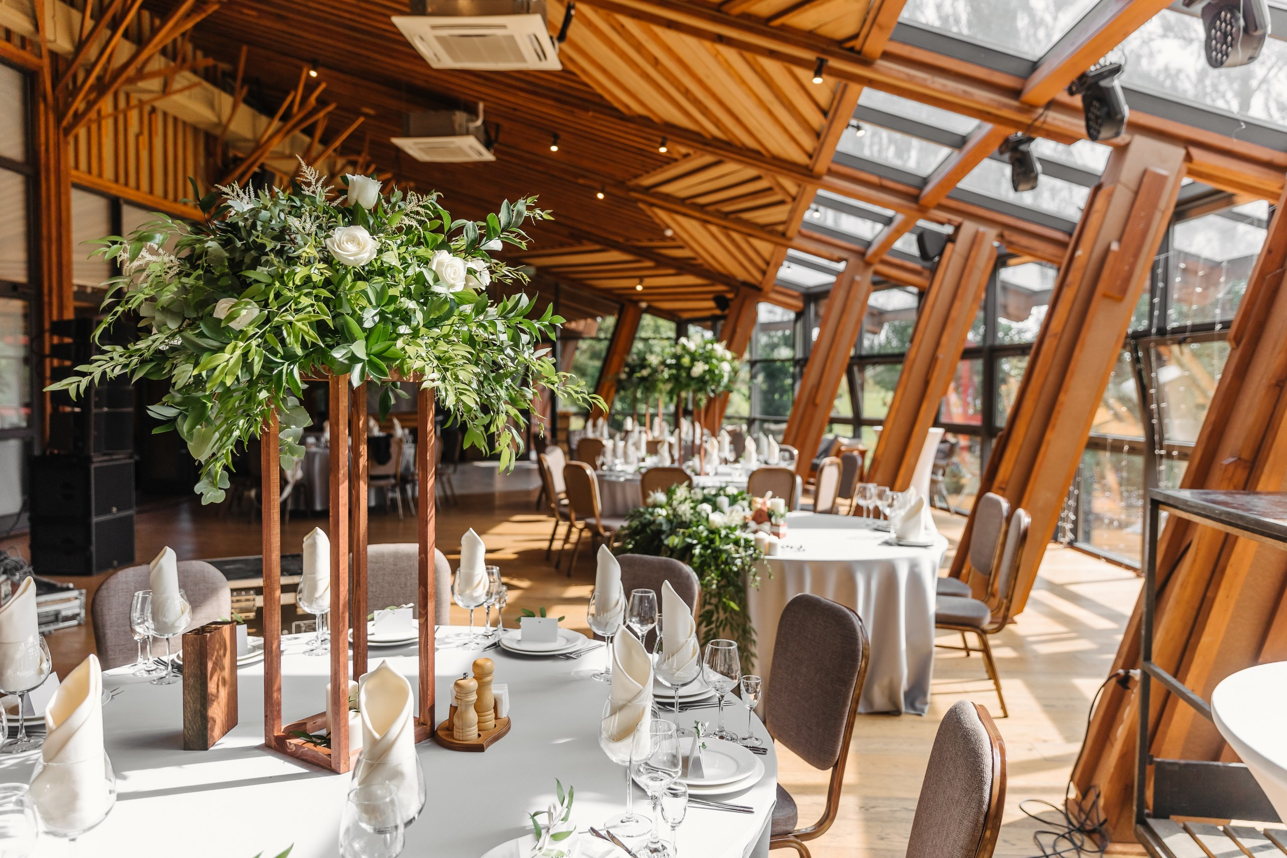 Свадьба в Подмосковье Екатерины и Владимира. Праздничное агентство ПИОН