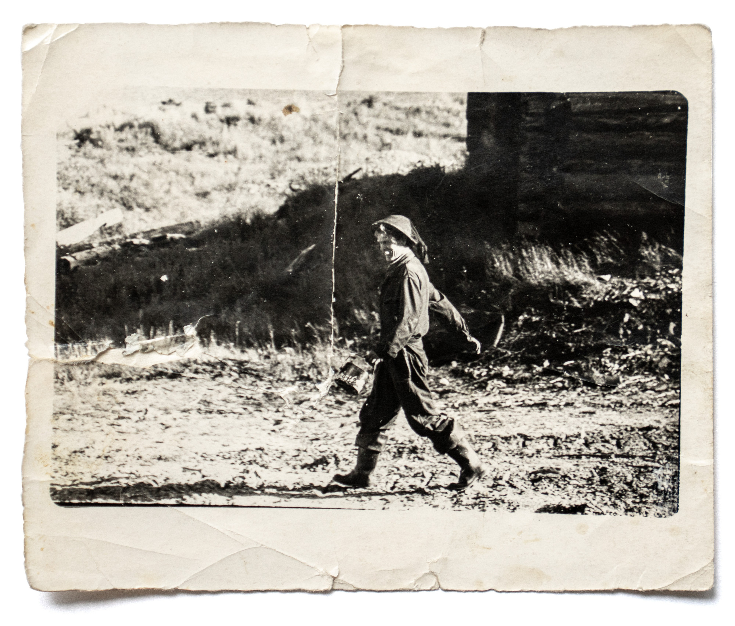 Фотопроект о семейной памяти и травме. Vasily Pindyurin visual artist