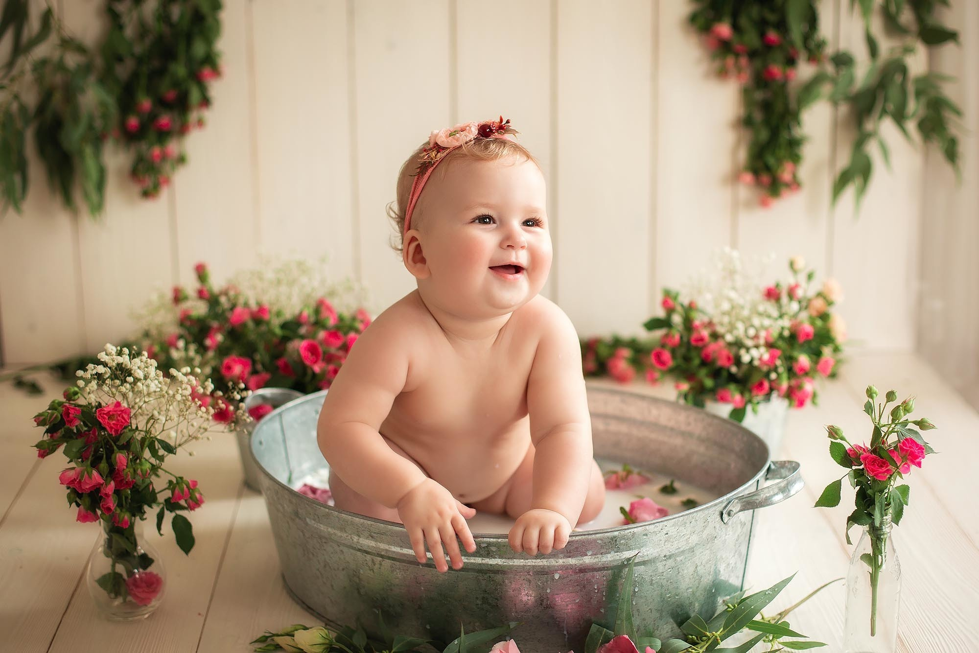 Фотопроект в ванне с молоком и цветами. Семейный и детский фотограф в Сочи Наталья Вербицкая