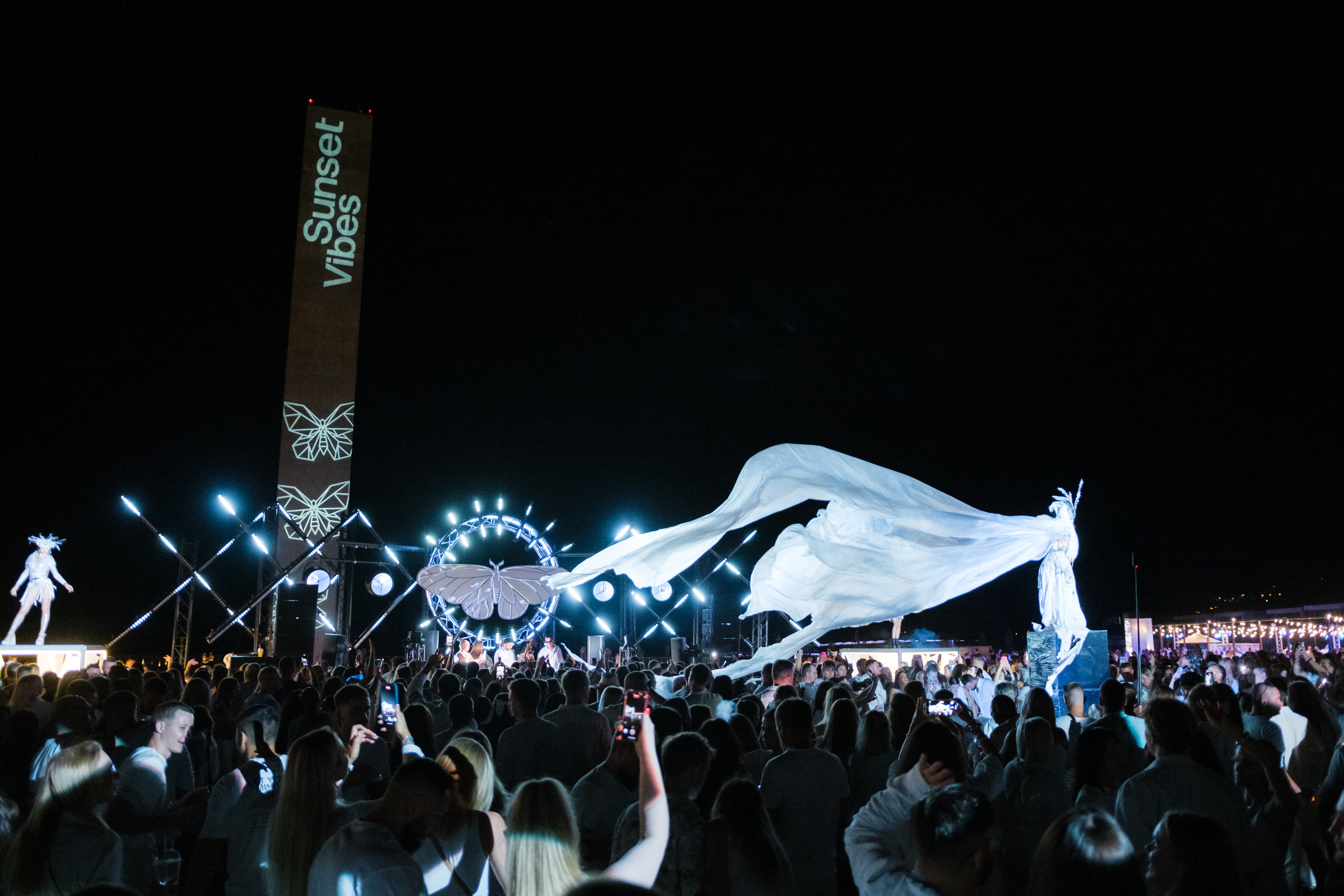 «Sunset Vibes». Арт-группа СТРОКА