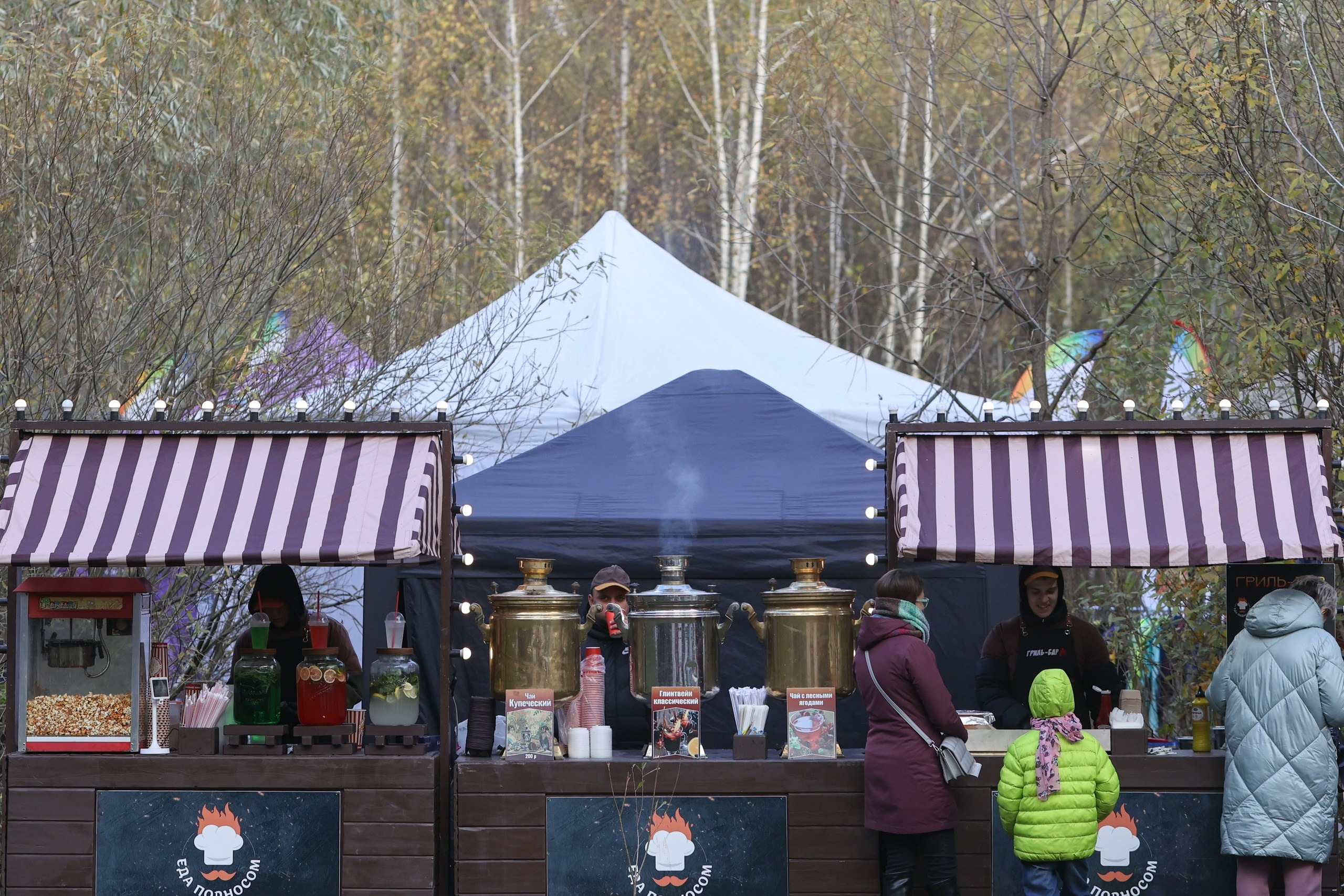 Гонки Четырех — Races Of Four. Выпускные альбомы и школьный фотограф в Подольске, Троицке, Щербинке, Москве и Московской области