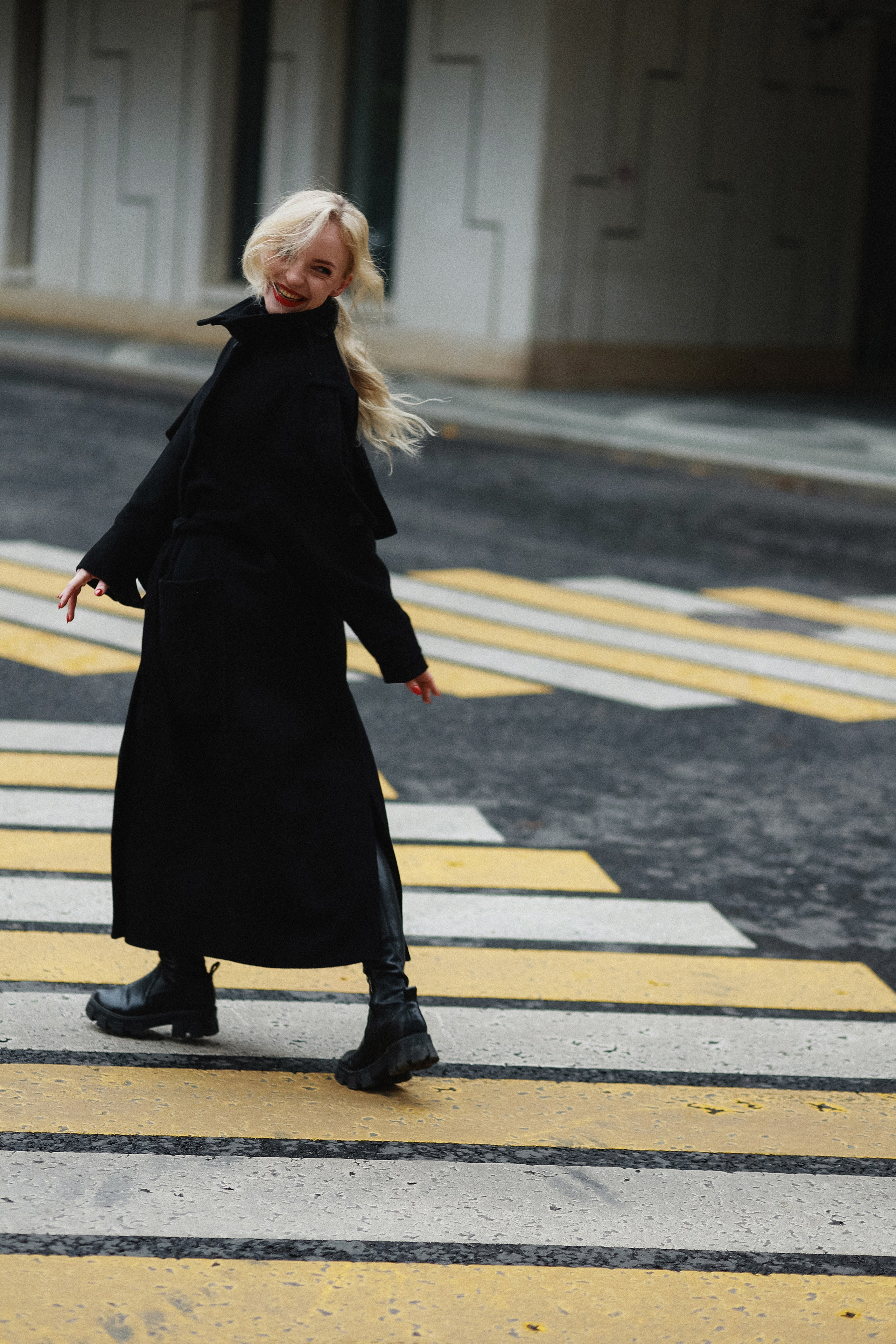 Фотопрогулка с актрисой Варварой Гусинской. Портретный и семейный фотограф в Москве Мария Рослякова