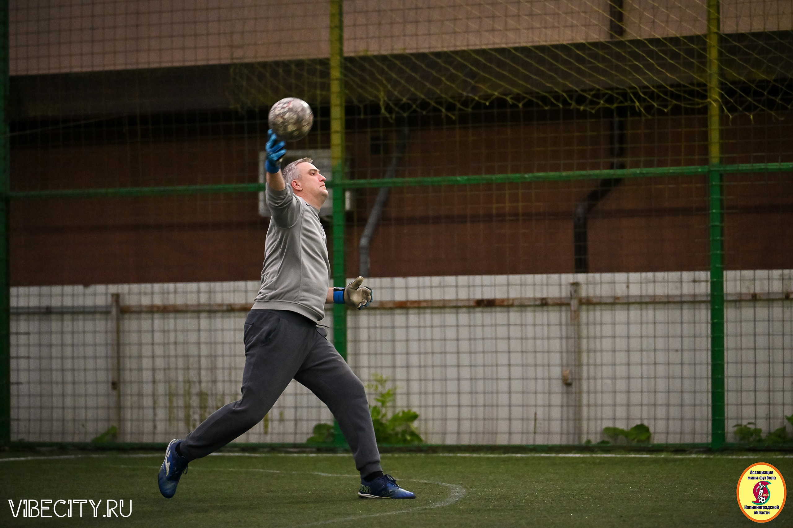 ИГРЫ МИНИ-ФУТБОЛЬНОЙ И КОРПОРАТИВНОЙ ЛИГИ. VIBECITY.RU Вайб Сити Ру Фоторепортажи Фотоотчеты Калининград