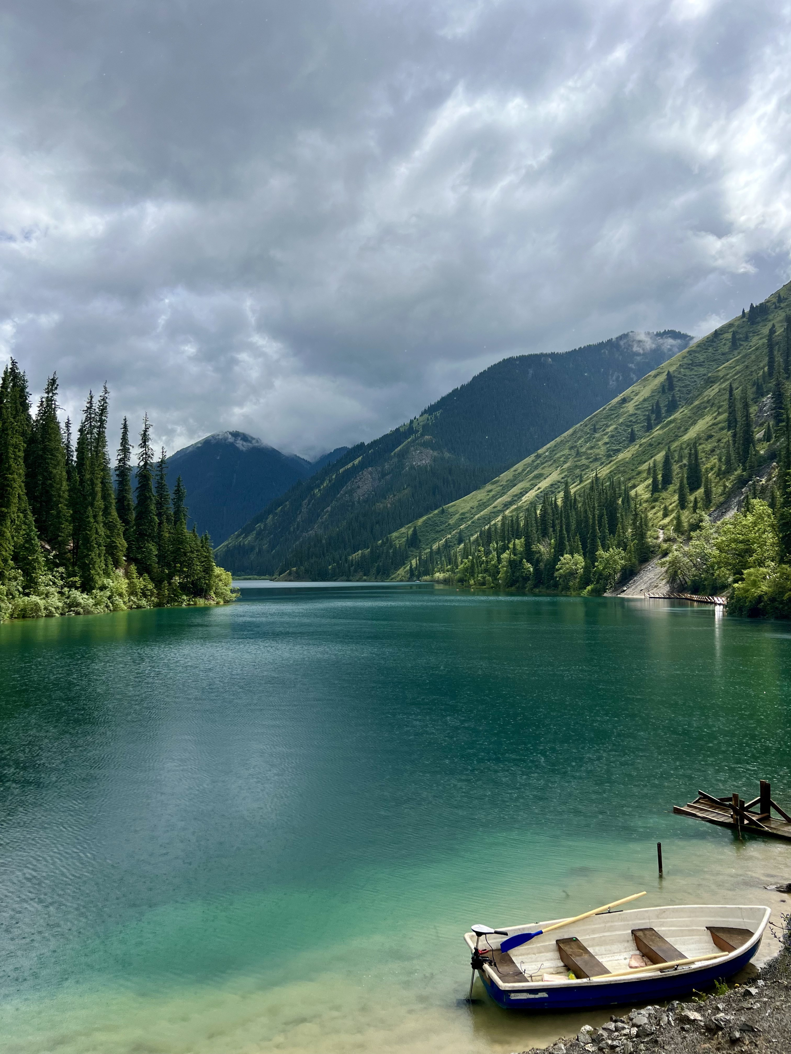 Два озера Каинды и Кольсай за один день — экскурсия из Алматы