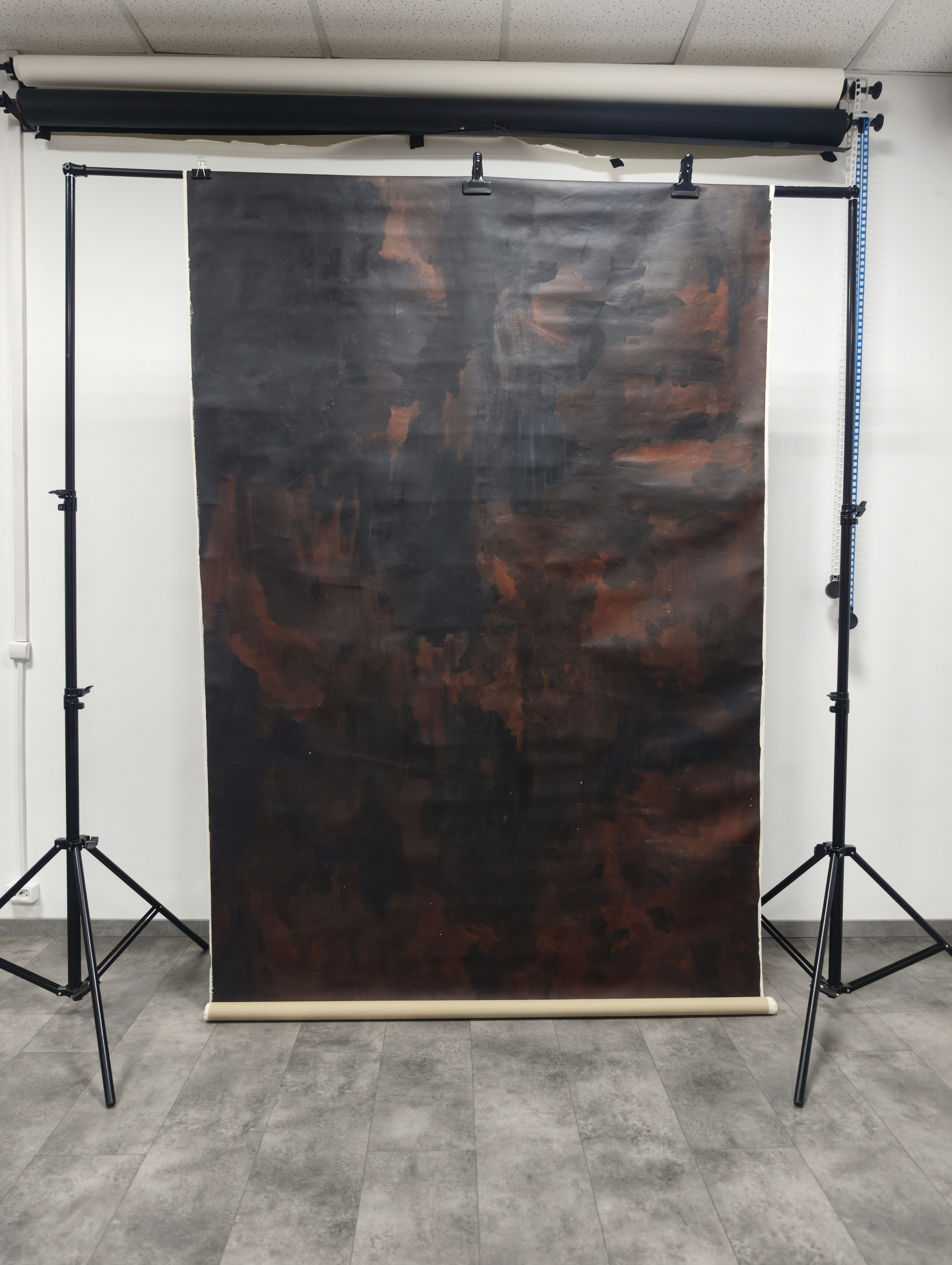 Фотофон тёмно-коричневый на холсте Gravitybackdrop 165×300 см в аренду СПб