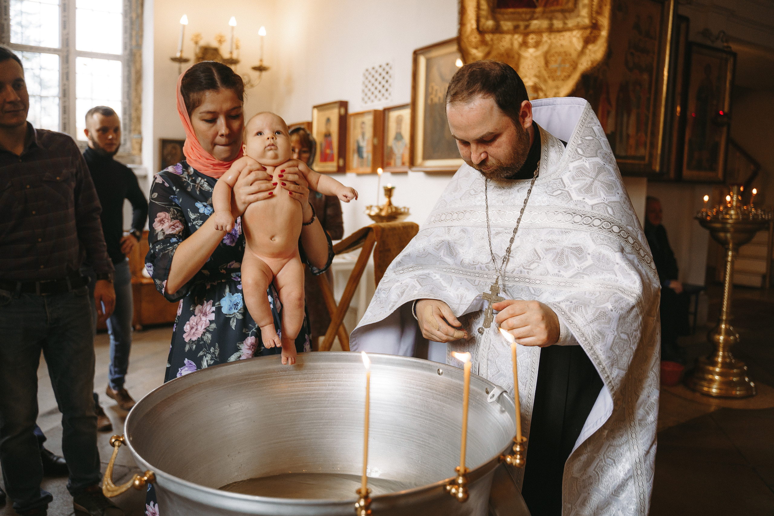 Фотограф на крещение в Храме Великомученика Димитрия Солунского