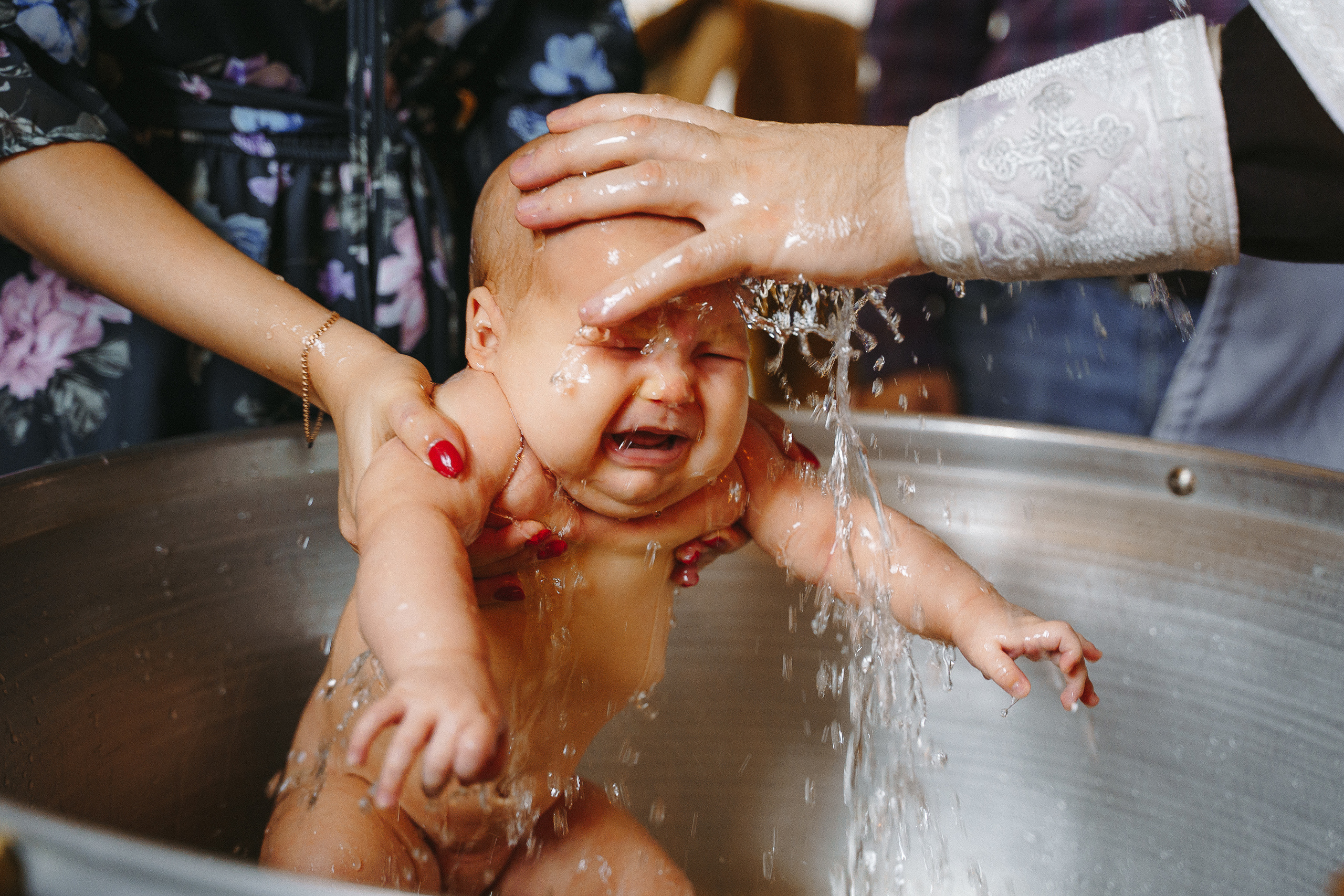 Фотограф на крещение в Храме Великомученика Димитрия Солунского