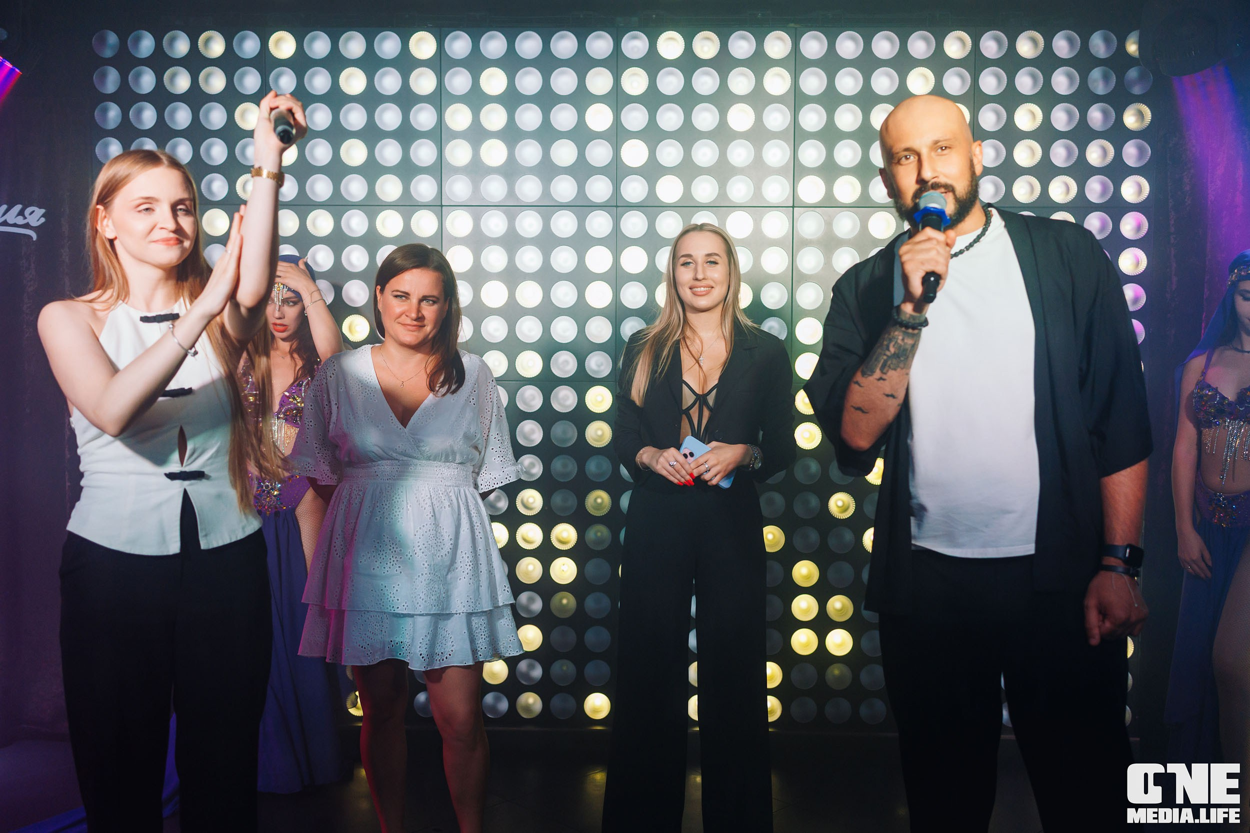 Фоторепортаж из караоке-клуба Эйфория. One Media Life: фоторепортажи, фотоотчеты с мероприятий и заведений