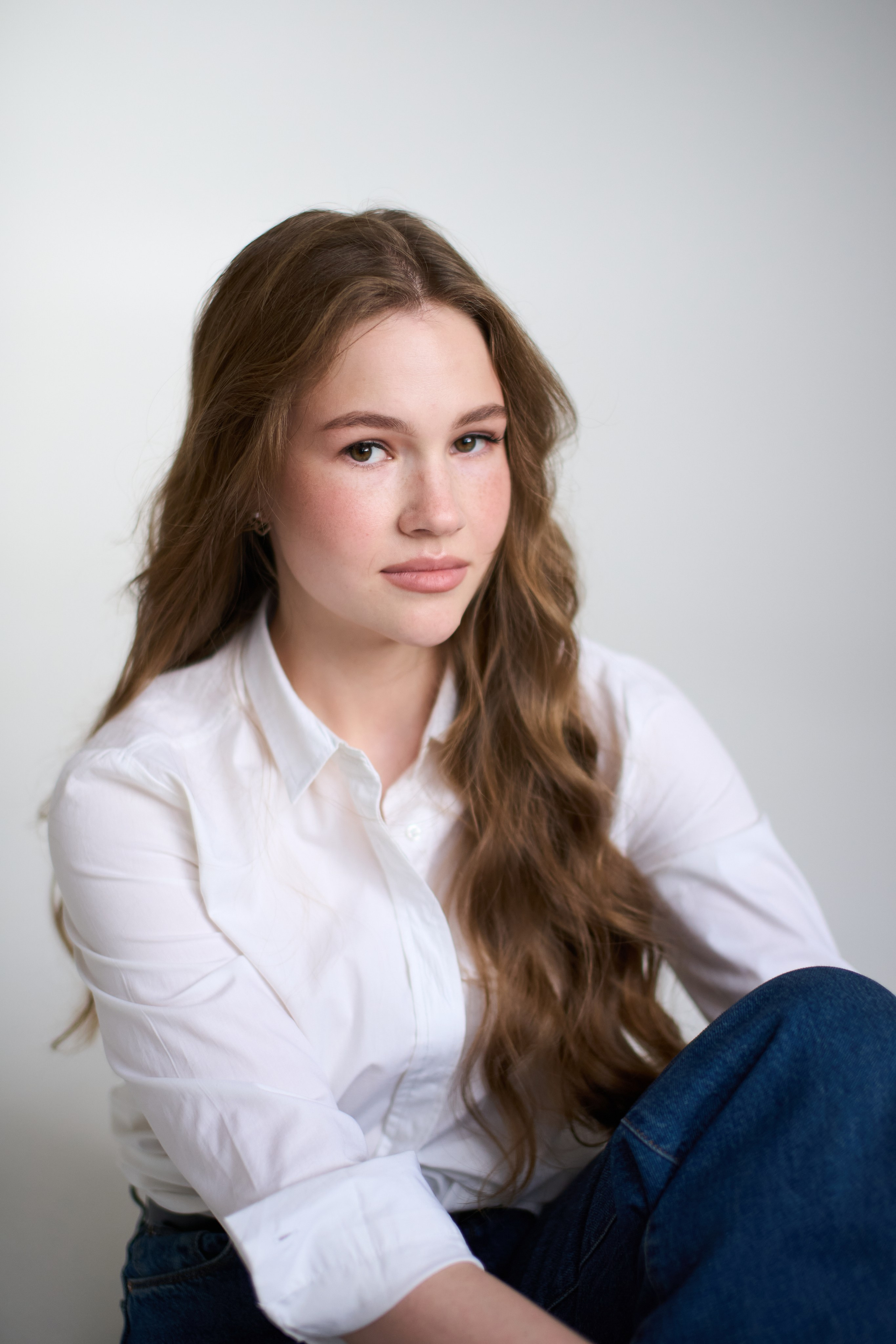 Индивидуальная женская фотосессия в фотостудии для Марины. Репортажный и женский фотограф в Новосибирске