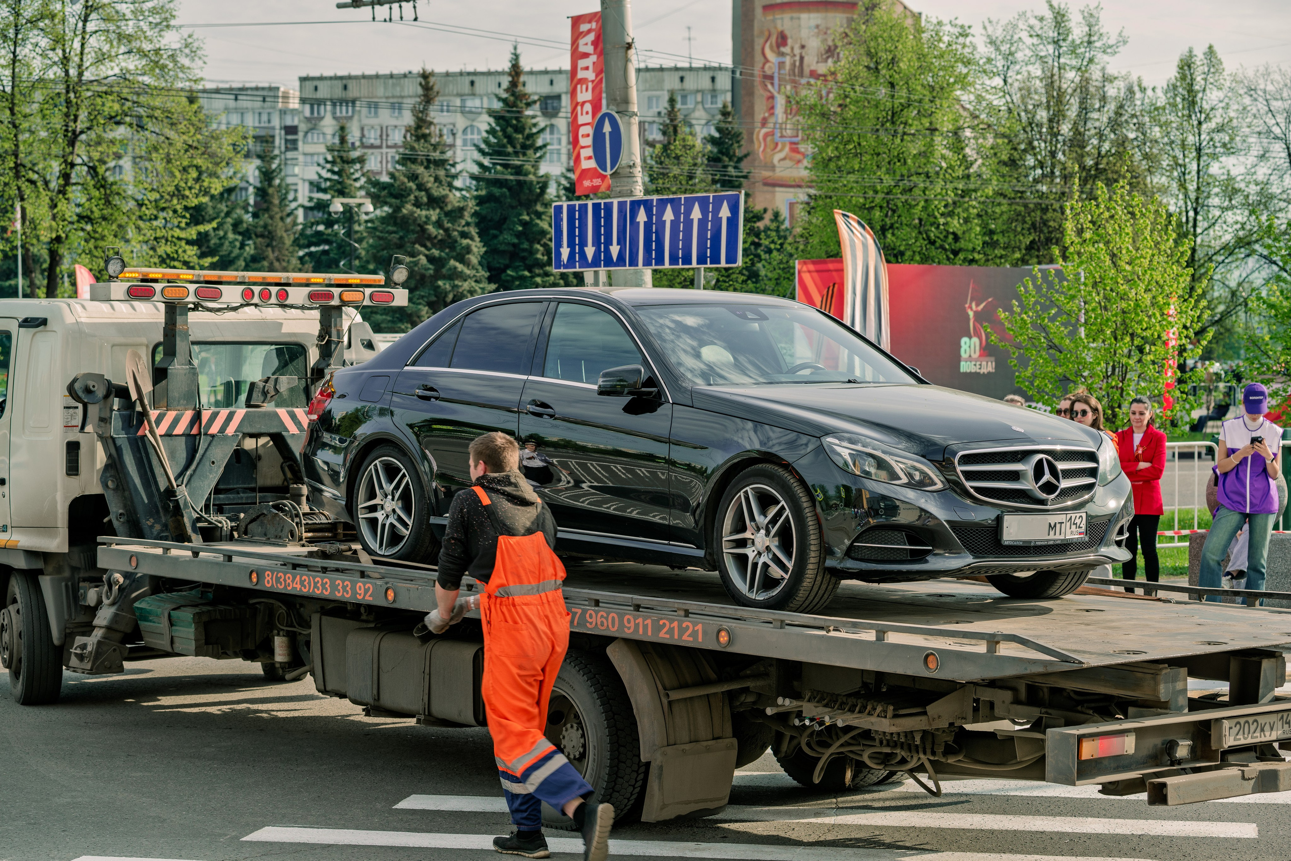 День Победы в Новокузнецке, 2025 год. Антон Непочатых — Большой мужской фотограф