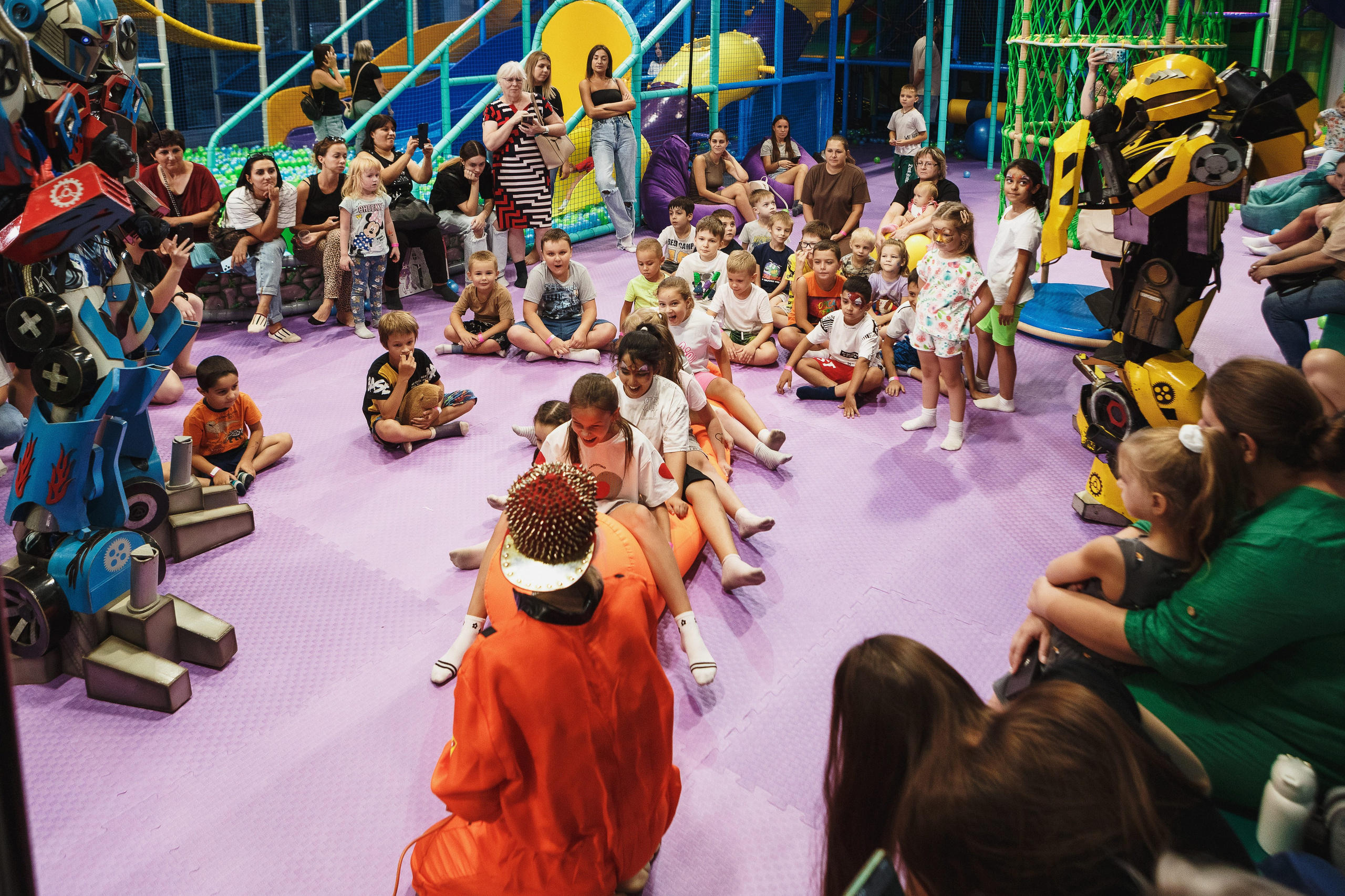 Туси Джуси Таганрог — Яркие и Весёлые Фотографии Детской Игровой Зоны. Свадебный и семейный фотограф в Таганроге Бакарюк Антон