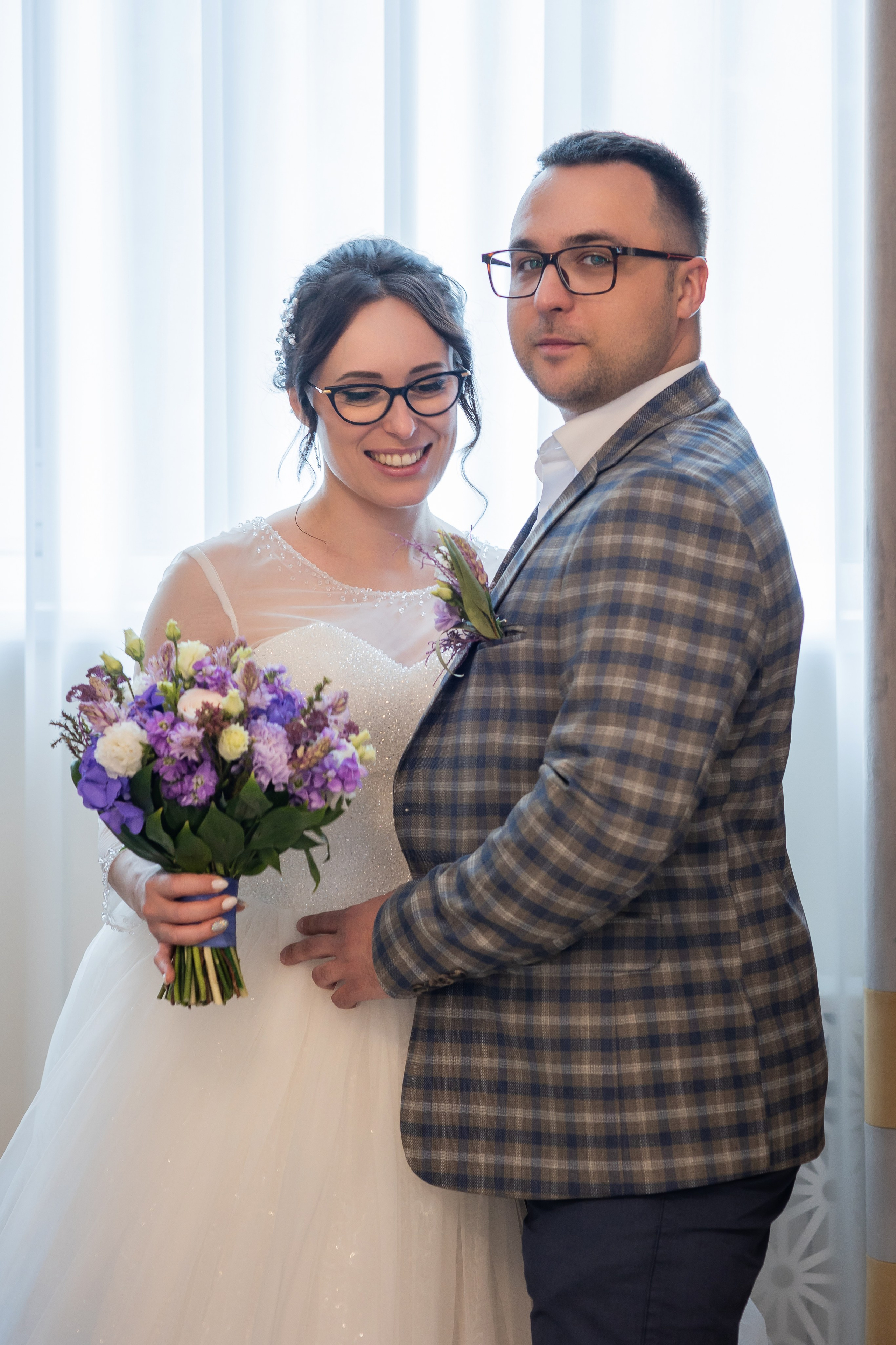 Миша и Маша. Весенняя свадьба 18.04.2023. Семейный фотограф в Москве Наталья Чуб, заказать Фотокнигу