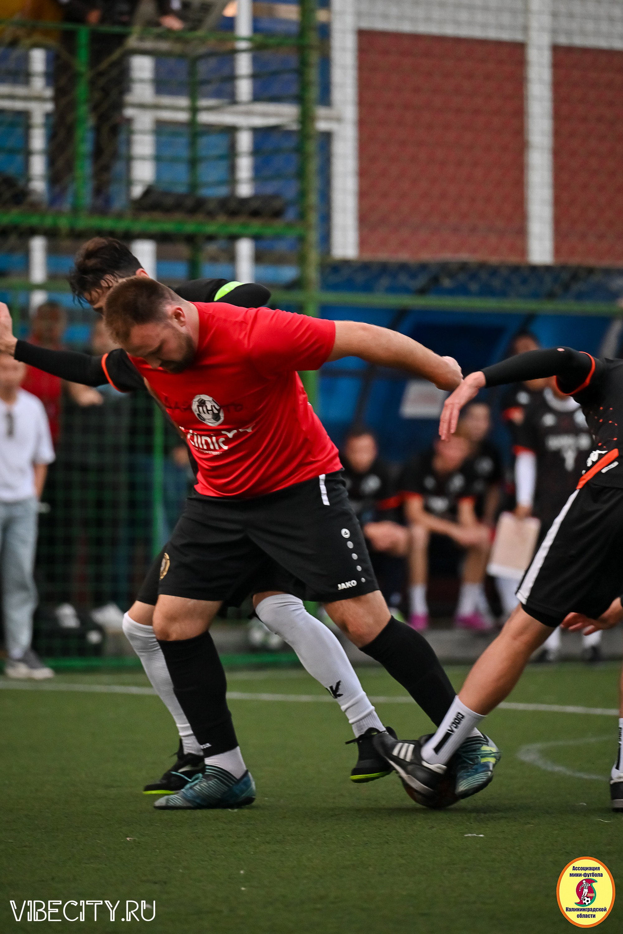 ИГРЫ МИНИ-ФУТБОЛЬНОЙ И КОРПОРАТИВНОЙ ЛИГИ. VIBECITY.RU Вайб Сити Ру Фоторепортажи Фотоотчеты Калининград