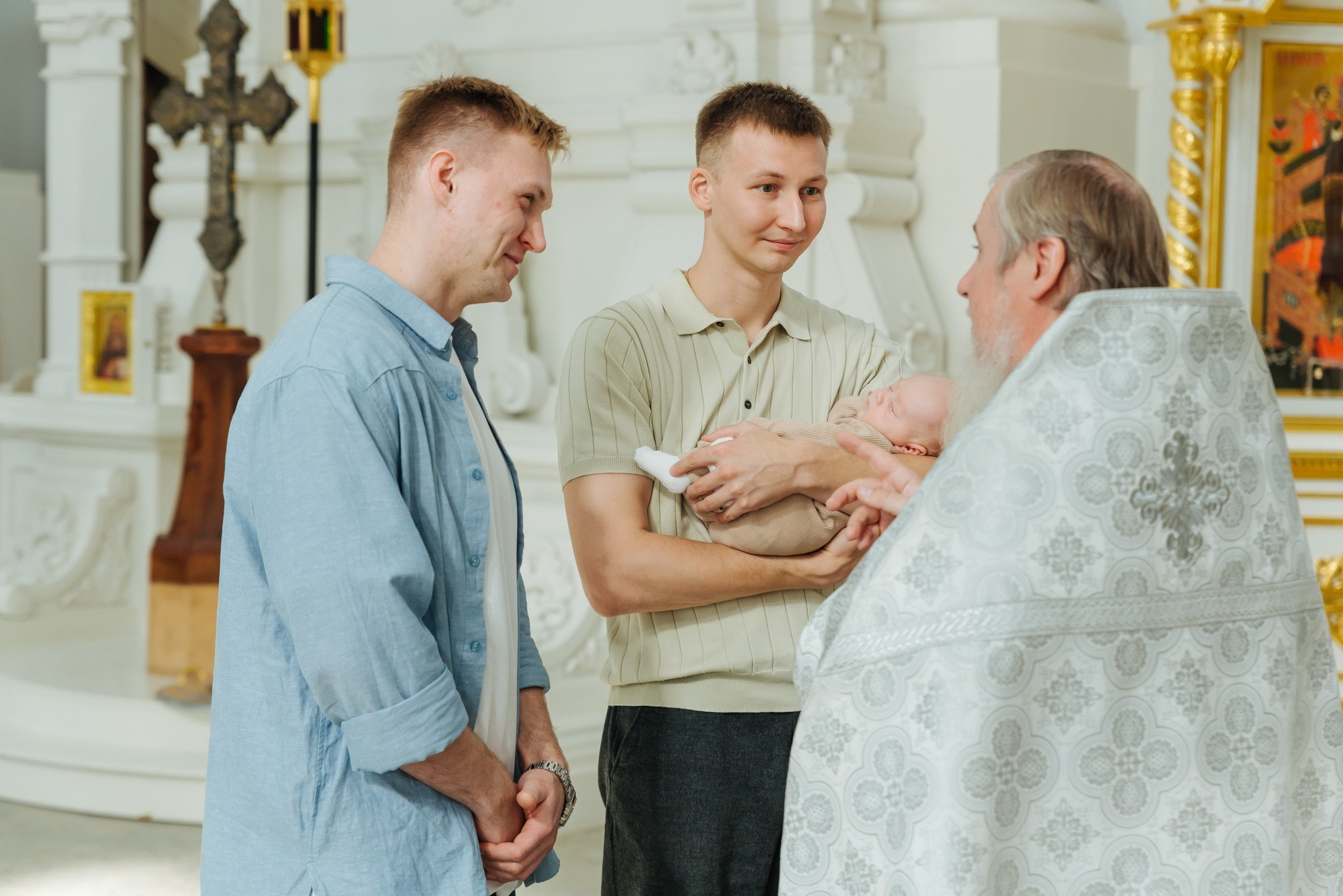 Индивидуальное крещение Смольный собор, фотограф Денис Дорфф. Фотограф крещение венчание в Петербурге! Помогает подобрать храм и посоветовал душевного батюшку в СПб