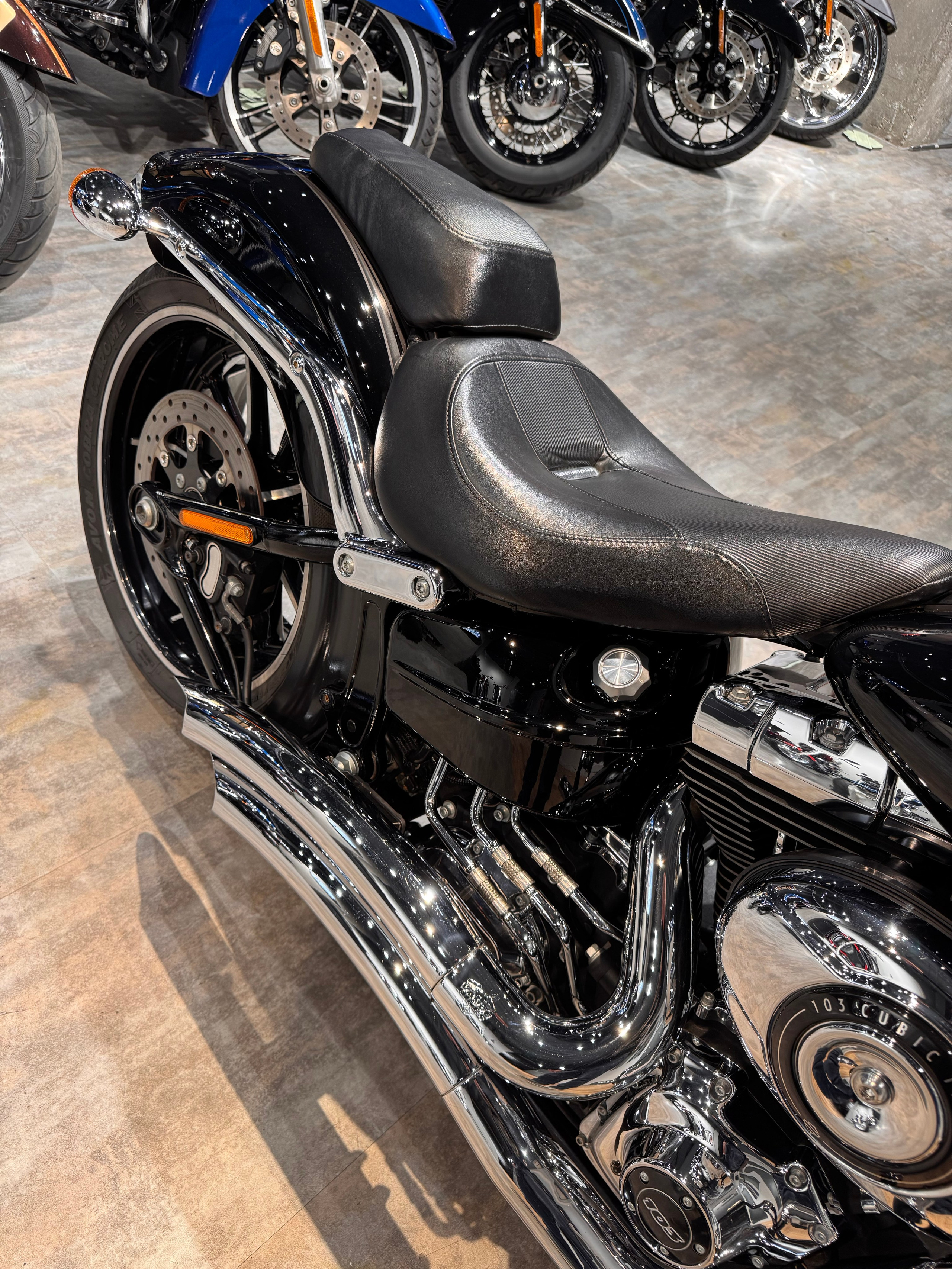 Harley Davidson 2014 Breakout Black Mantis — купить мотоцикл. Hello Davidson, Москва. Только хорошие мотоциклы…