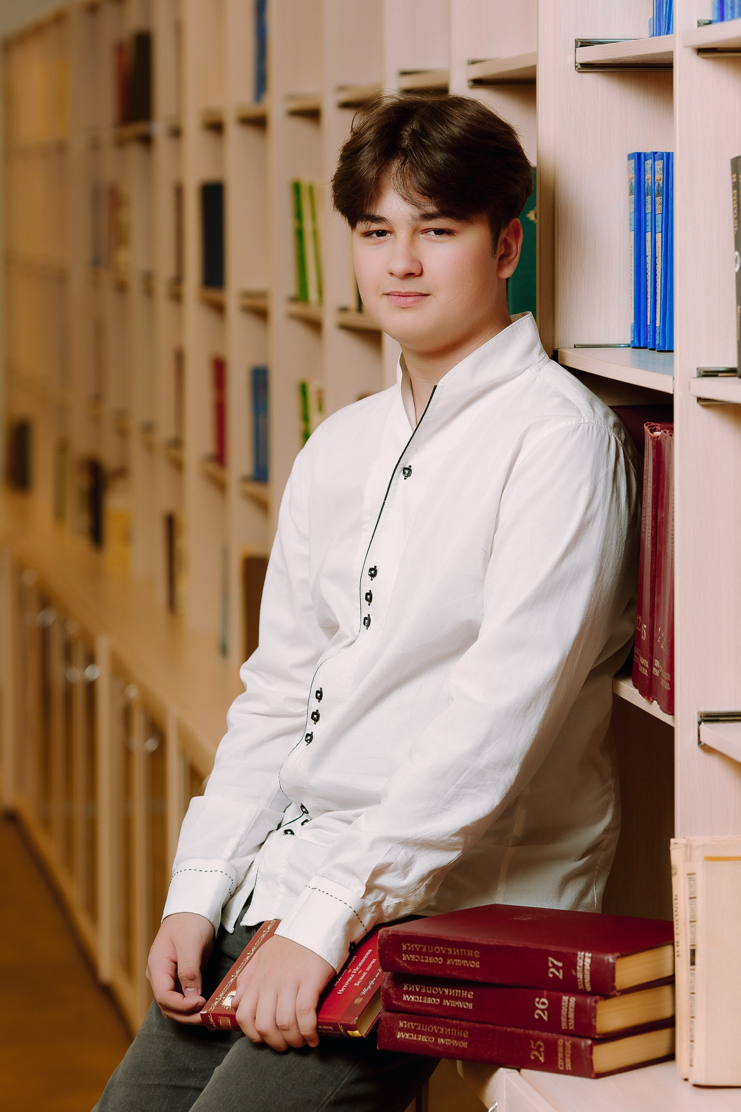 Библиотека- старшая школа портреты. Выпускные альбомы Натальи Бутко: Новороссийск, Анапа, Геленджик