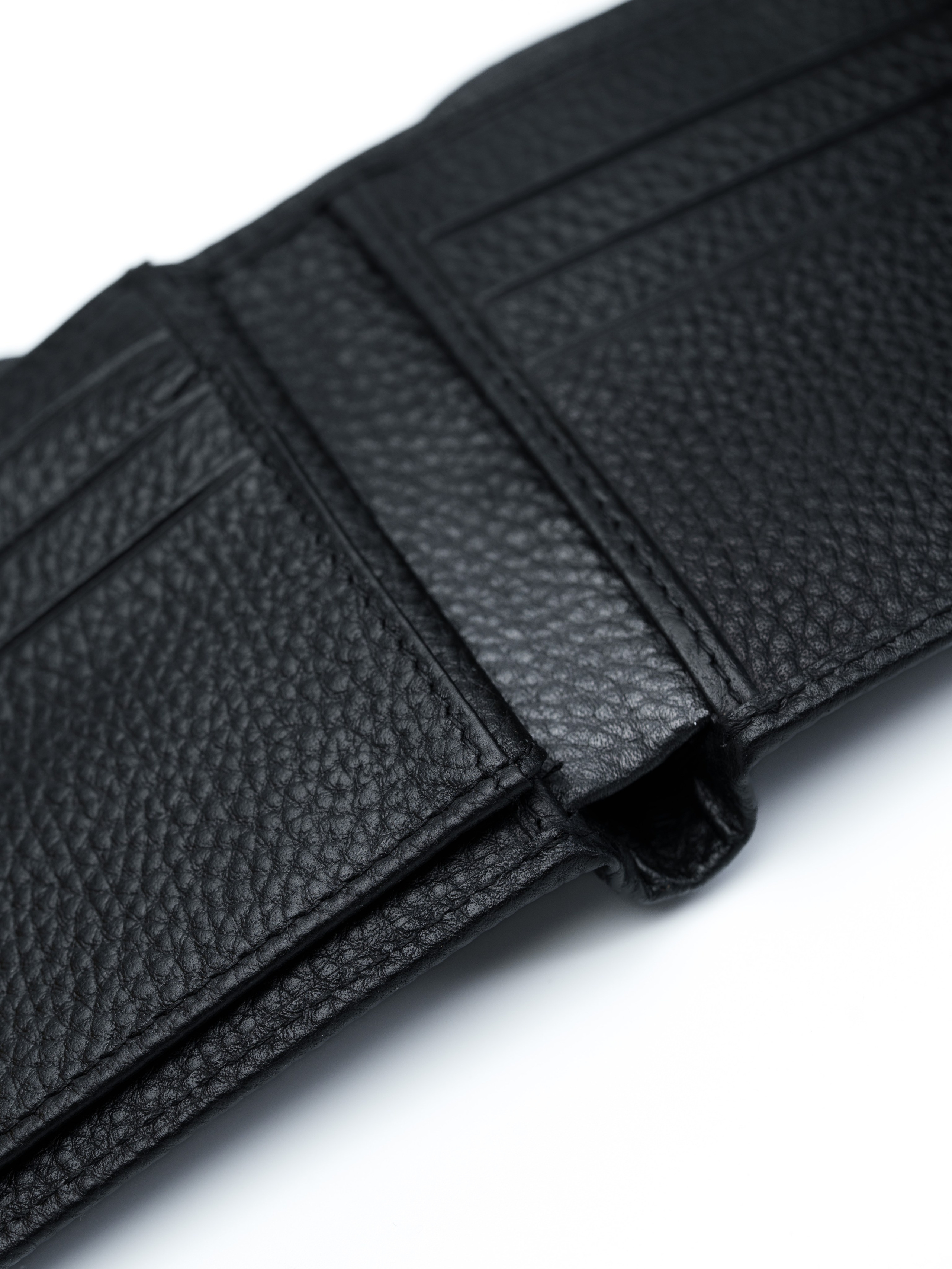 каталожная фотосъемка кожаных изделий