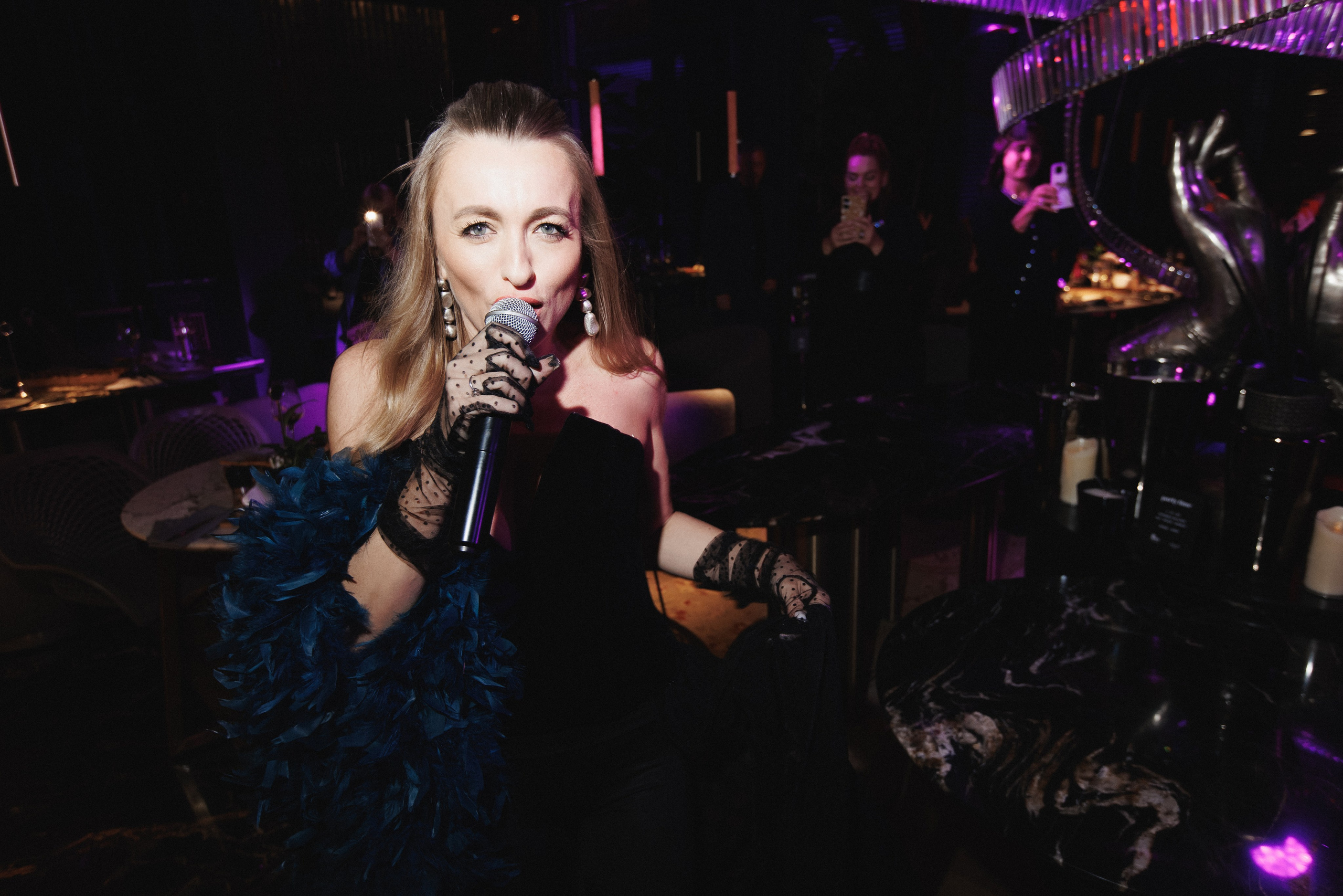 B.DAY PARTY ЖУРНАЛА •G. СВОИ. ФОТООТЧЕТЫ-СОБЫТИЯ-МЕСТА