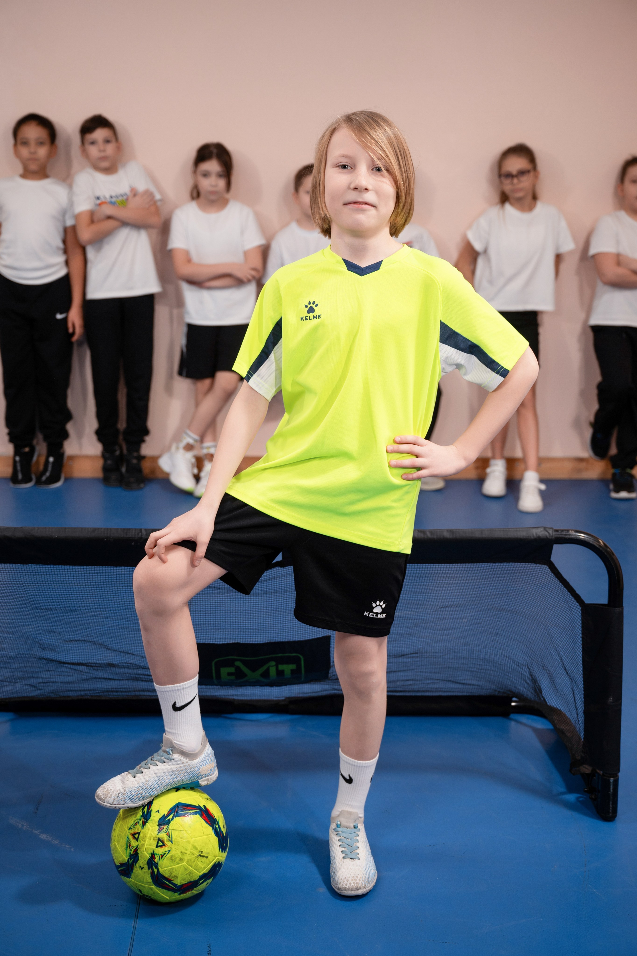 Школьные фото младших классов Нижневартовск | Портфолио фотографа. AR-t студия «Альбом+», г. Нижневартовск