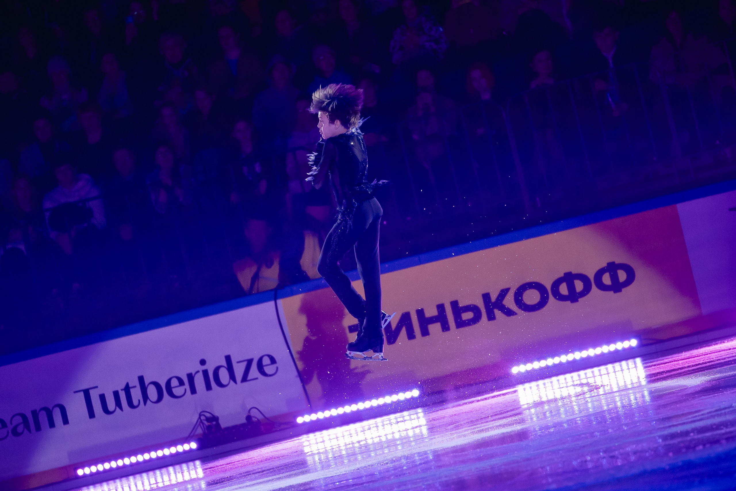 Шоу «Чемпионы на льду» в Новосибирске. Воробьева Ксения — Спортивный и танцевальный фотограф Новосибирск