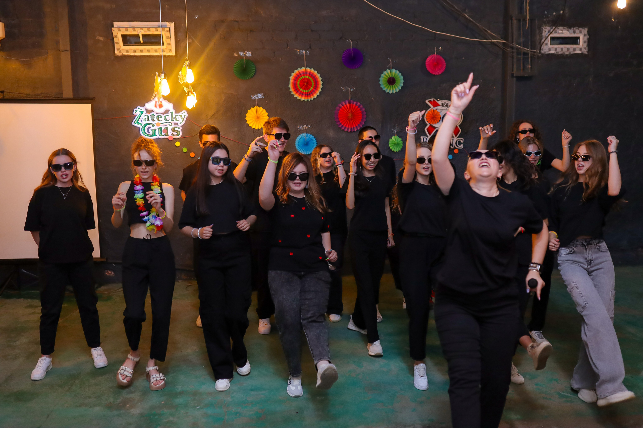 Выпускники. Фотограф в Жезказгане. Графический дизайнер