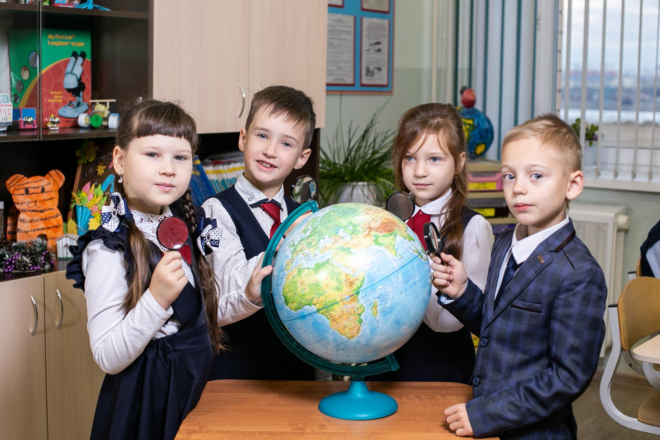 ГРУППЫ, ВИНЬЕТКИ, ПОРТРЕТЫ. Выпускные фотокниги для школ