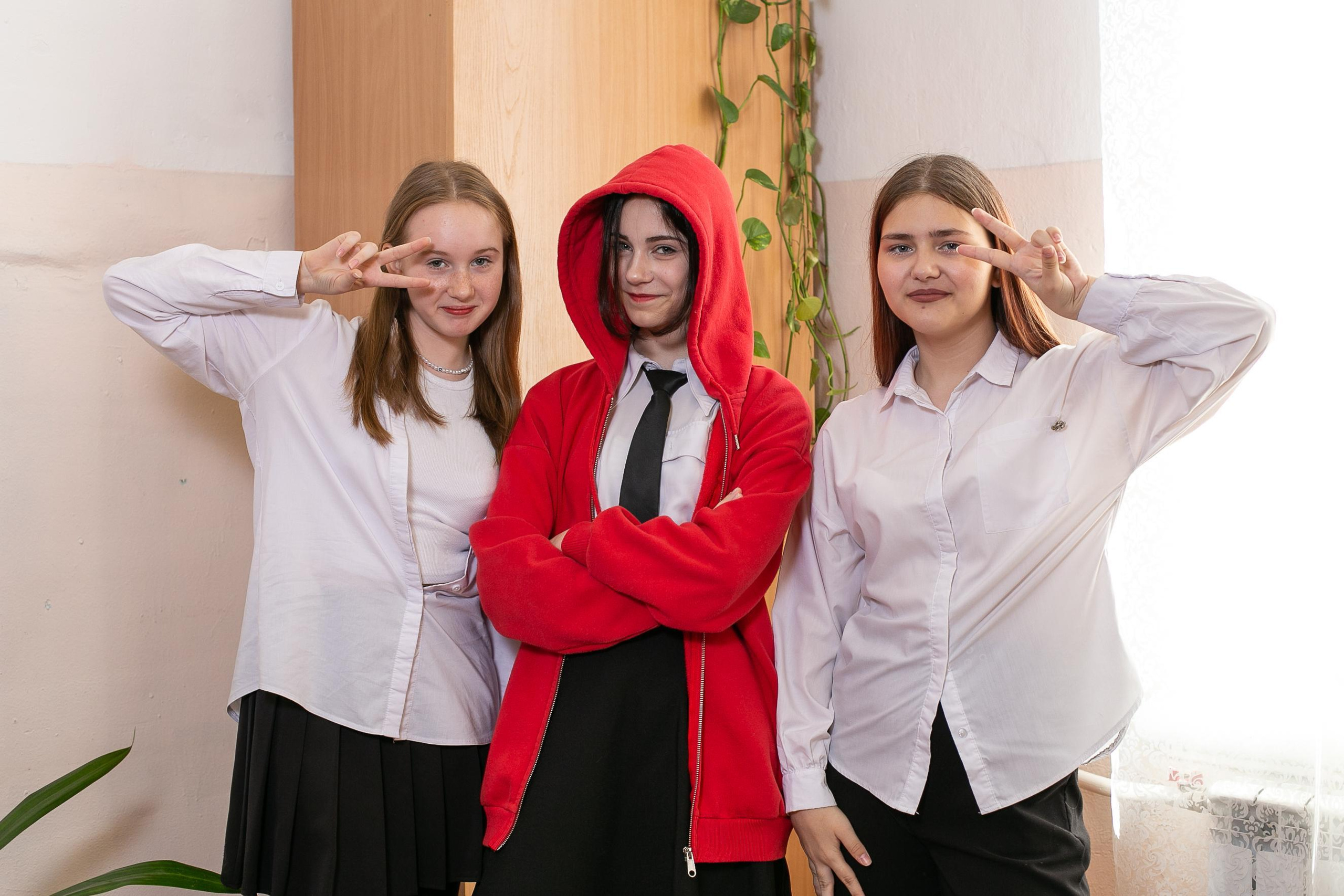 ГРУППЫ, ВИНЬЕТКИ, ПОРТРЕТЫ. Выпускные фотокниги для школ