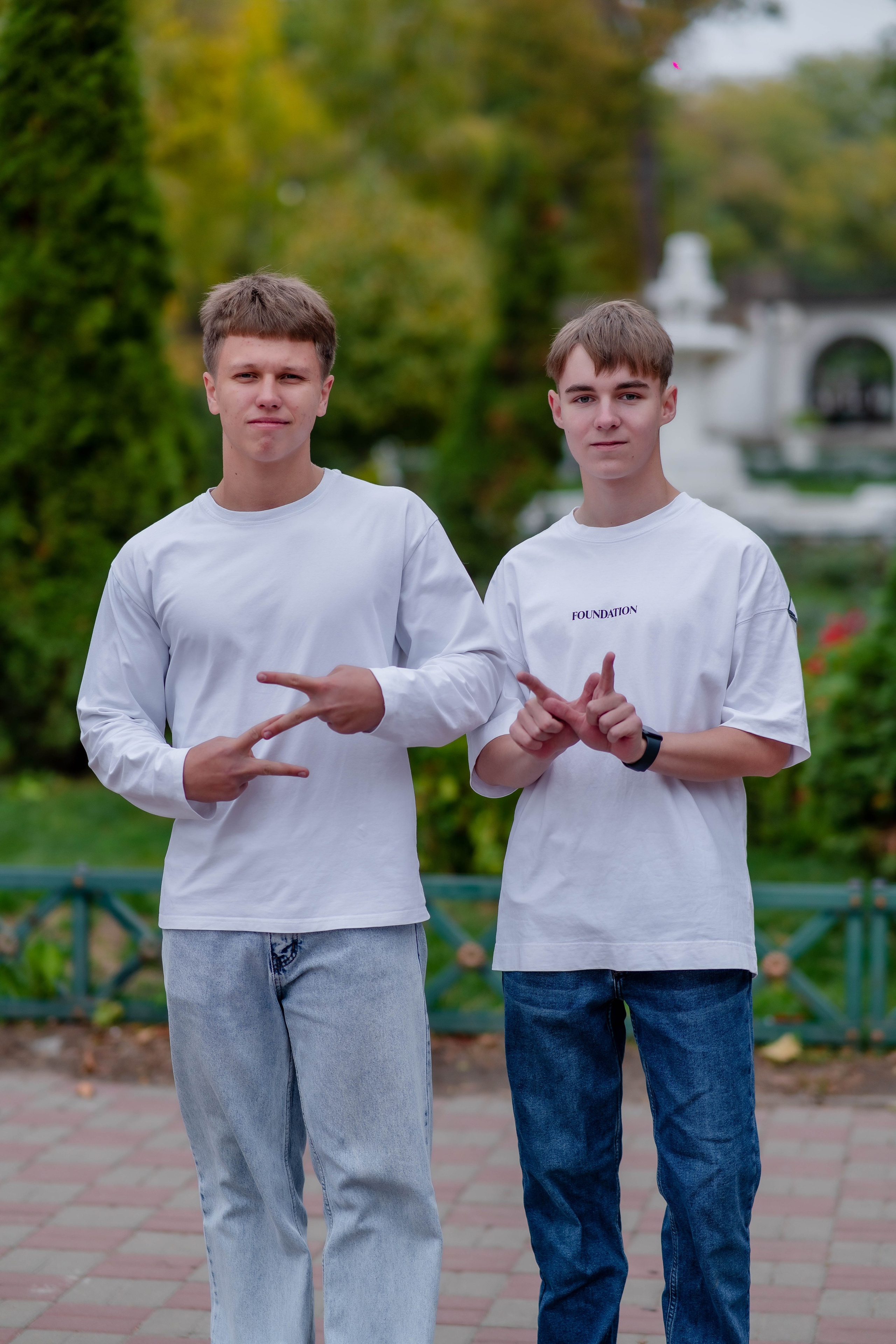 Выпускные (школьные) альбомы (книги) в Ростове-на-Дону. Современные Выпускные Альбомы в Ростове-на-Дону