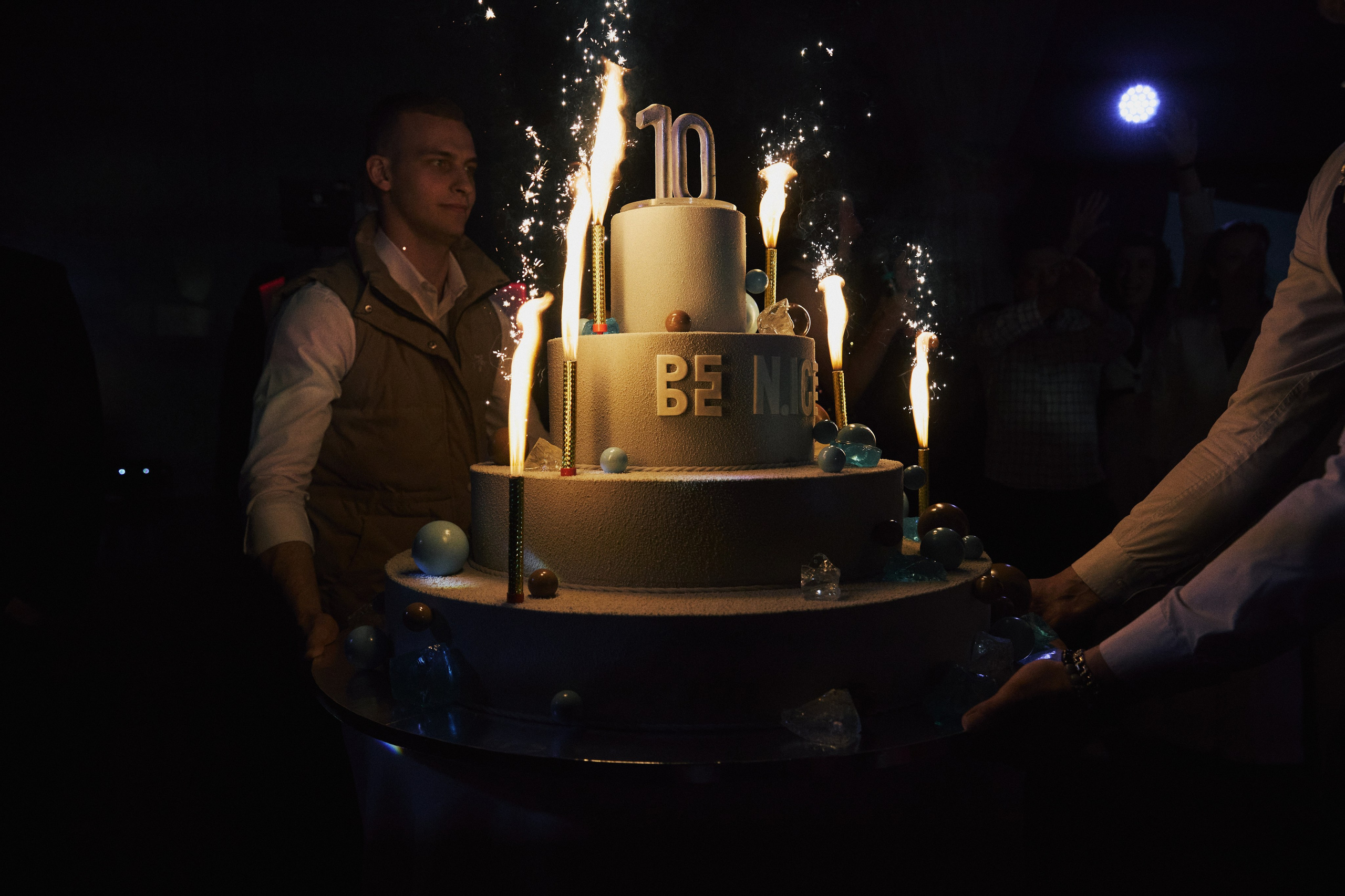 Репортаж с корпоративного юбилея стоматологической клиники Ice Berg. КонТайм: профессиональная съемка для организаций