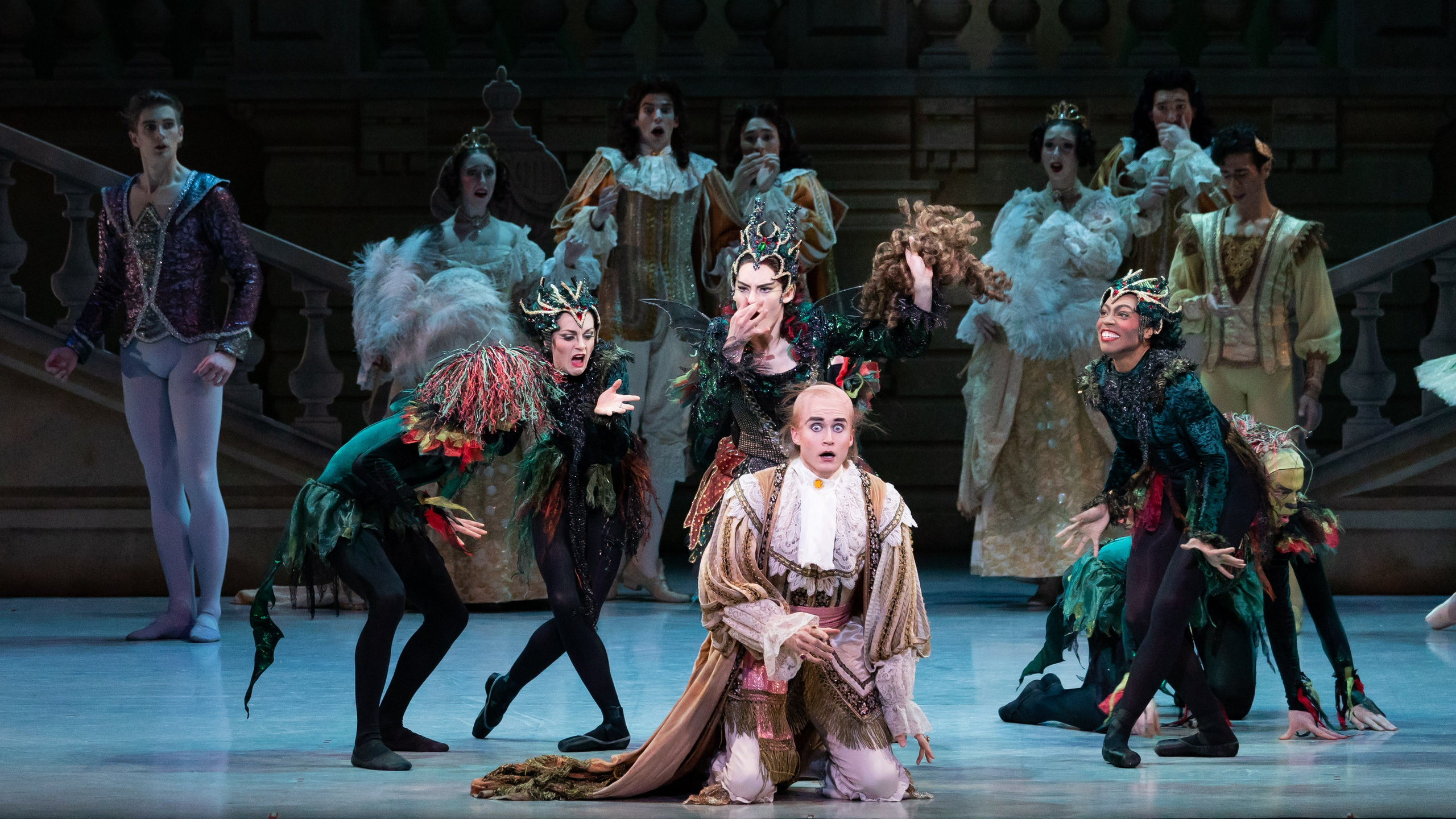 Photographer | Videographer Alisa Vvv