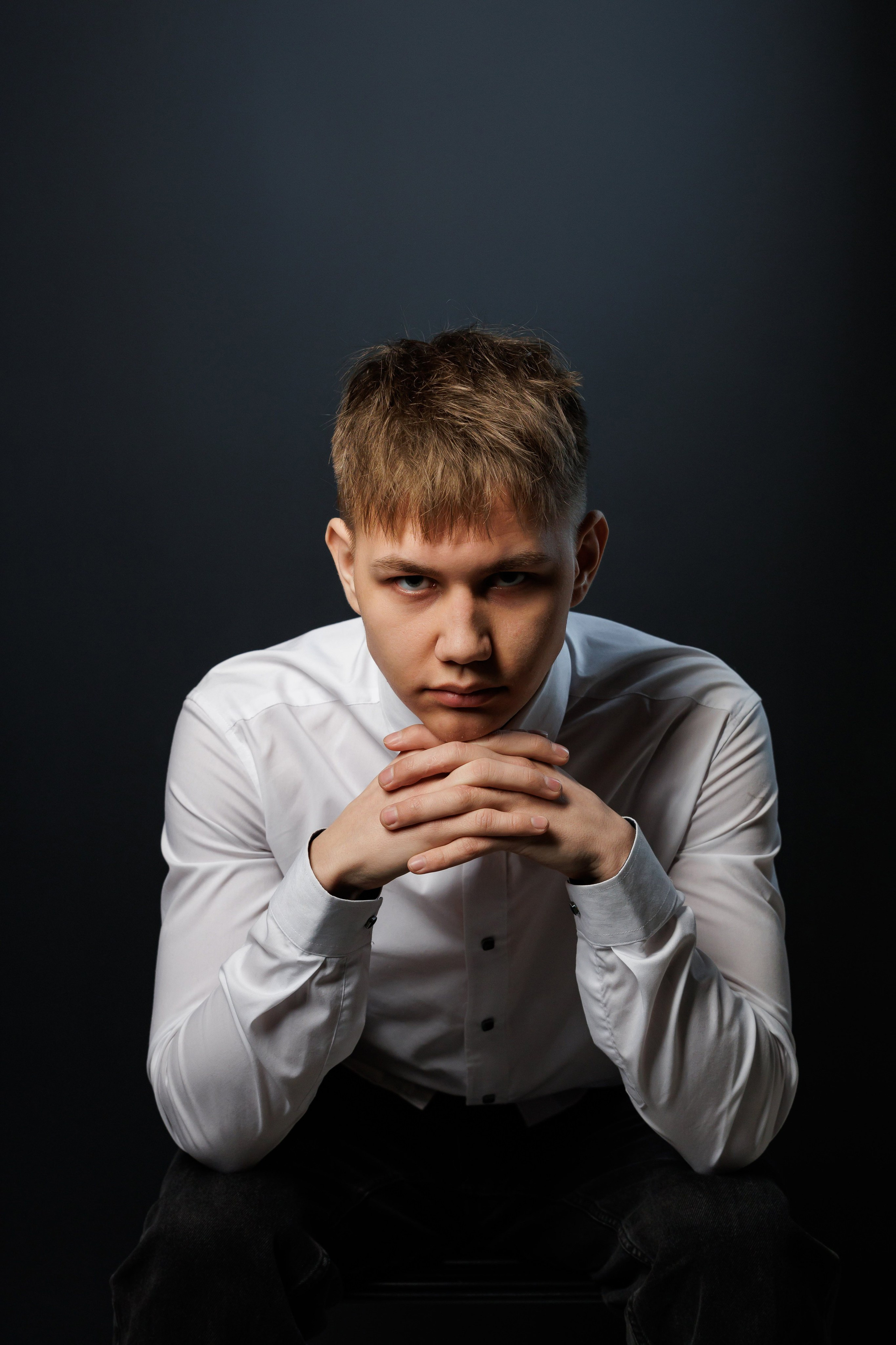 Выпускные альбомы Новокузнецк. Фотограф в Новокузнецке Бахтияр Омуров