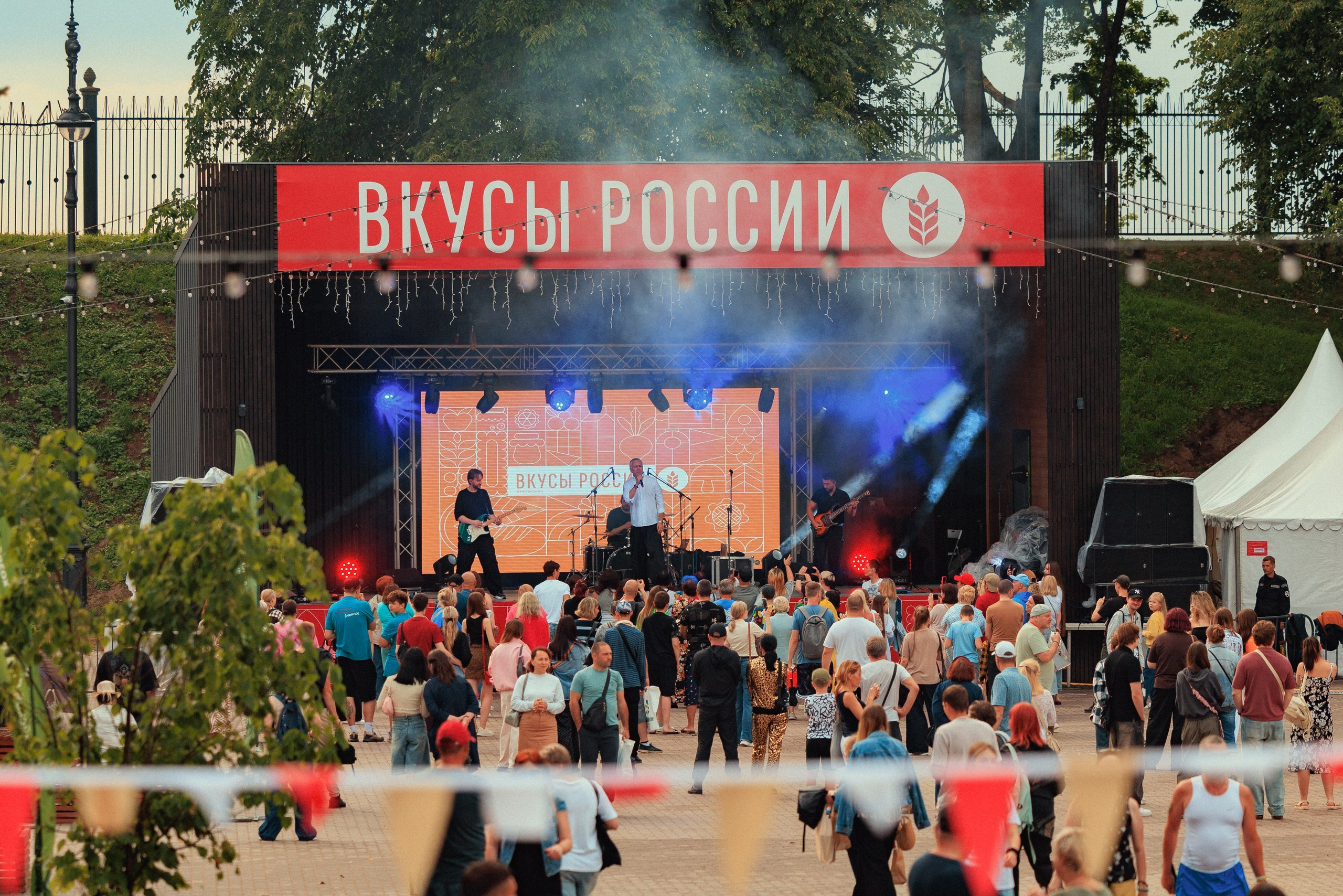 Фестиваль «Вкусы России» Смоленск 2026. Репортажный фотограф в Москве Измалков Артем