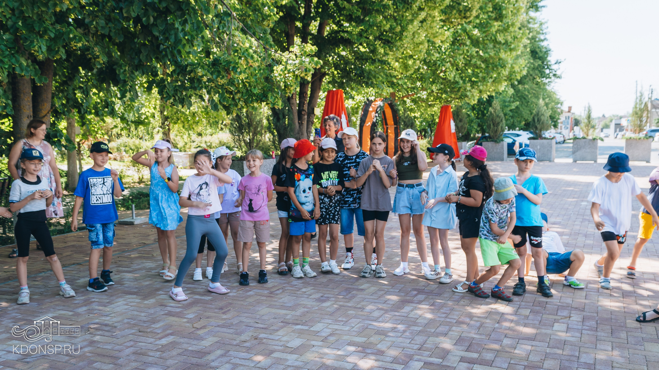 Детская зарядка со спортсменом. Новотитаровский Дом культуры