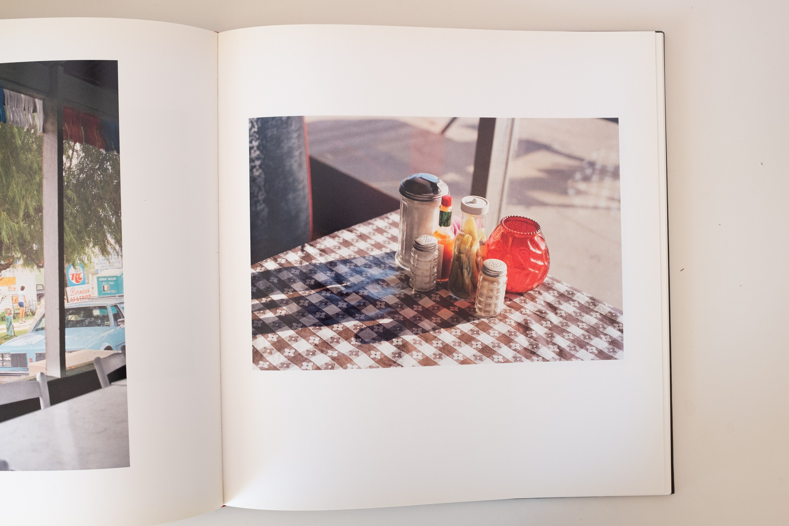 Фотокнижная библиотека Дмитрия Ширшова. Фотограф и исследователь фотографии из Санкт-Петербурга Елизавета Веприцкая