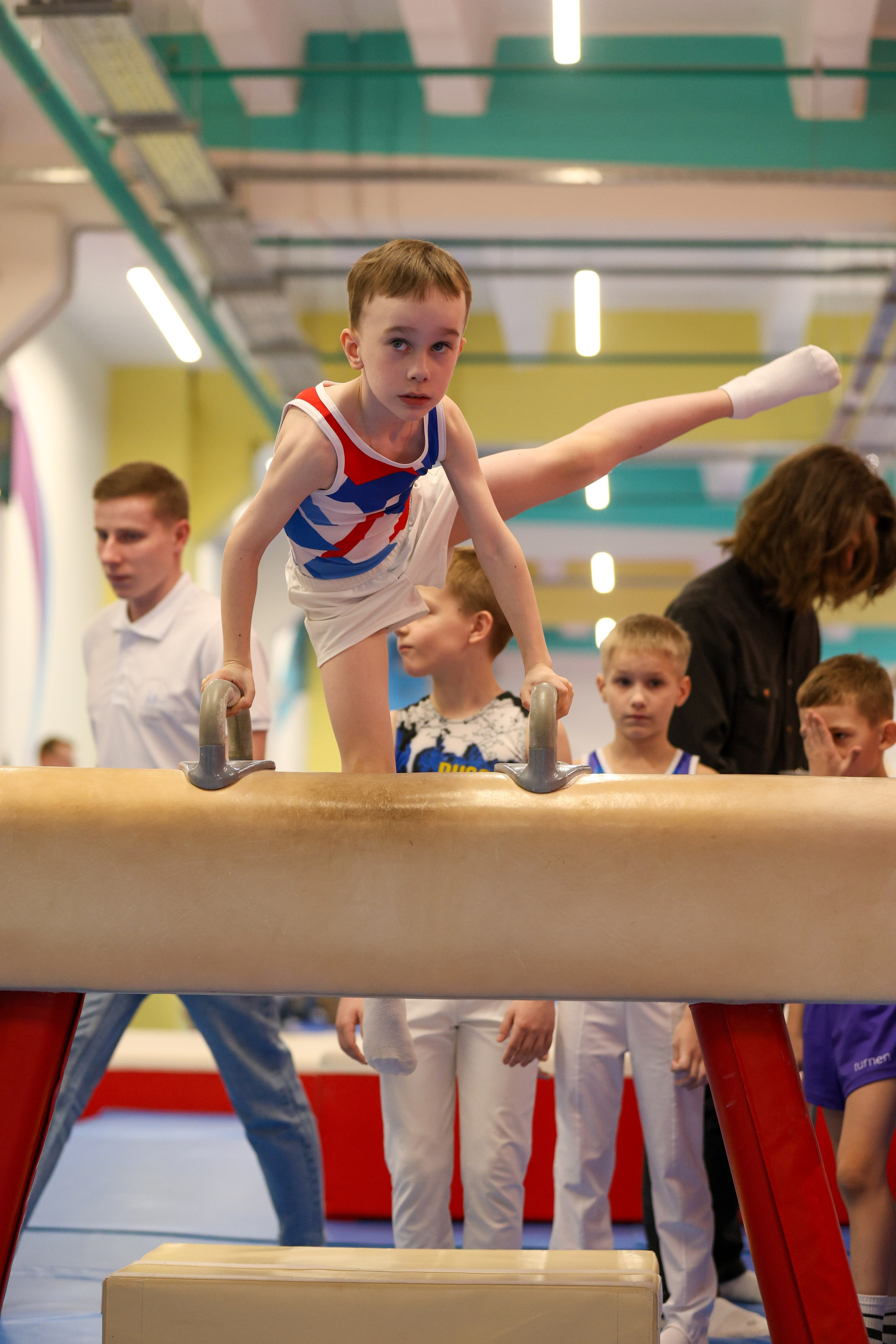Спортивная гимнастика в школе Турнен. Фотограф в Москве портреты | репортажи | спорт