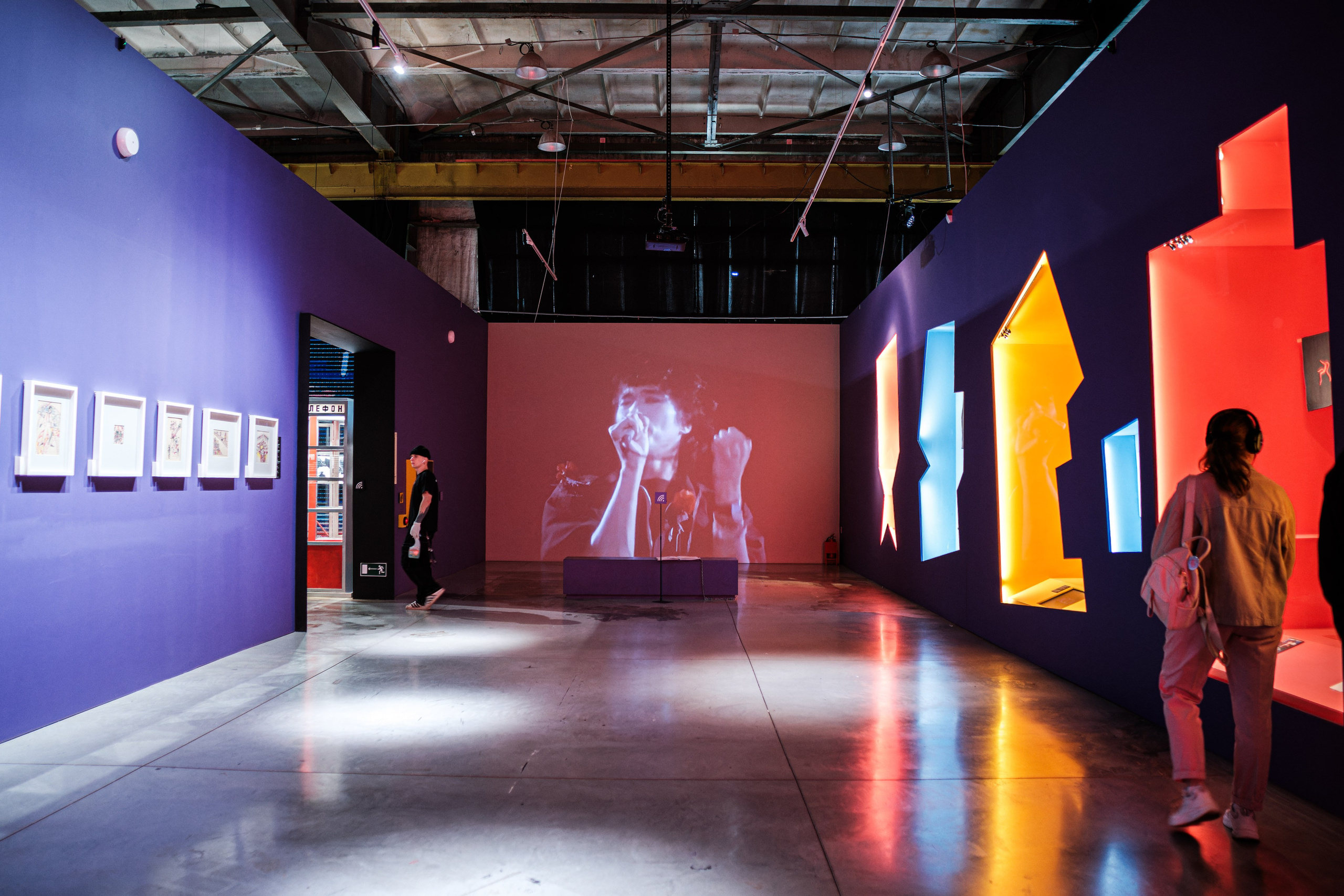 «Виктор Цой. Легенда» Выставка-байопик. Фотограф Балаев Михаил