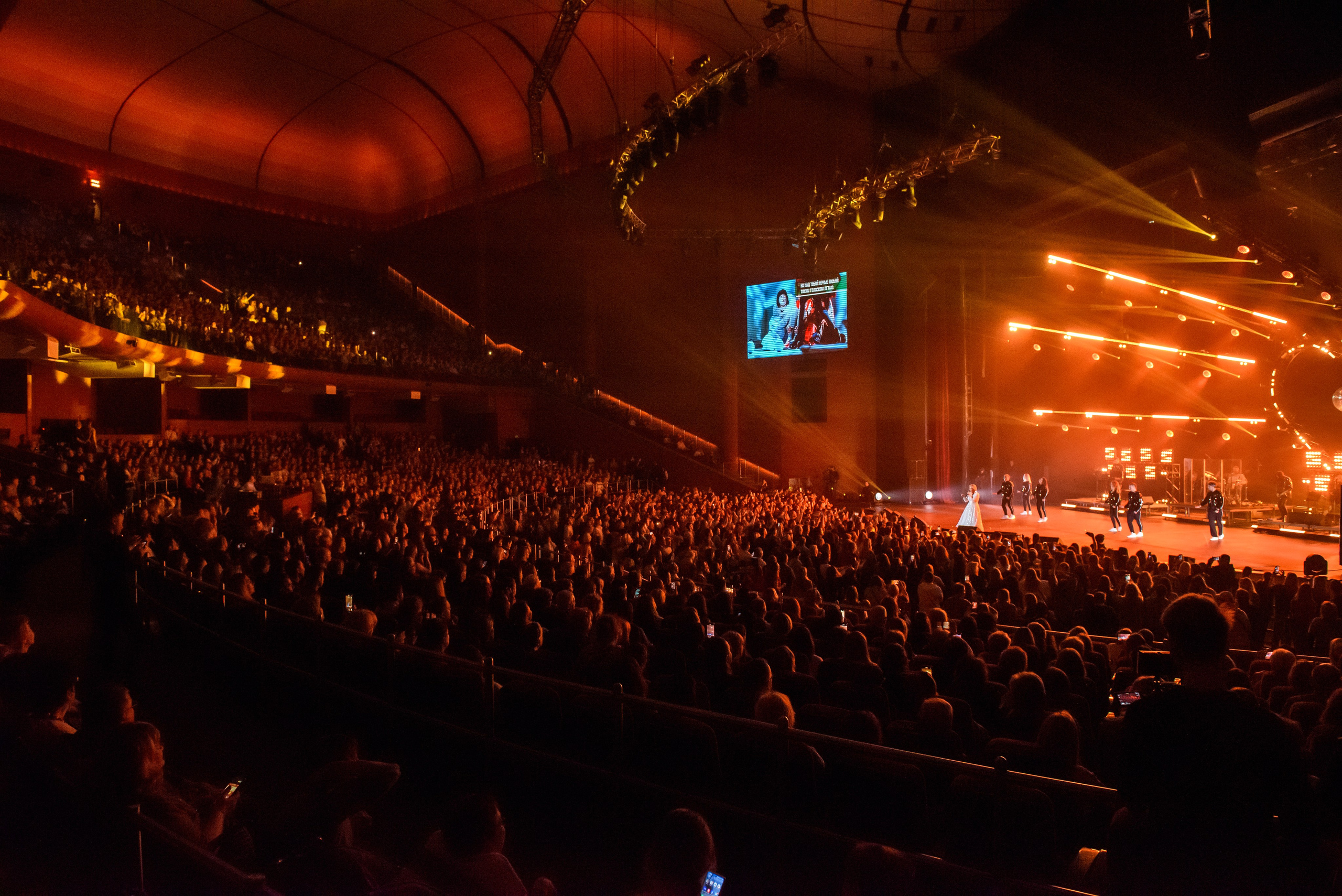 Юбилейный концерт Татьяны Булановой — Крокус Сити Холл — «Имена на все времена». Бренд-фотограф для экспертов и блогеров в Москве Влада Горбовская